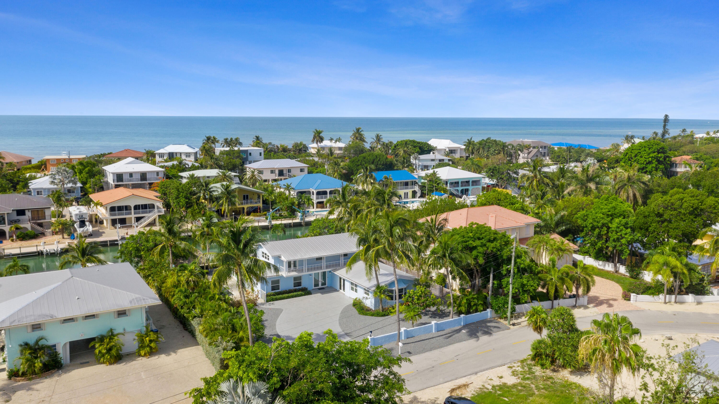 Duck, Florida, 33050, United States, 4 Bedrooms Bedrooms, ,4 BathroomsBathrooms,Residential,Active,1973559