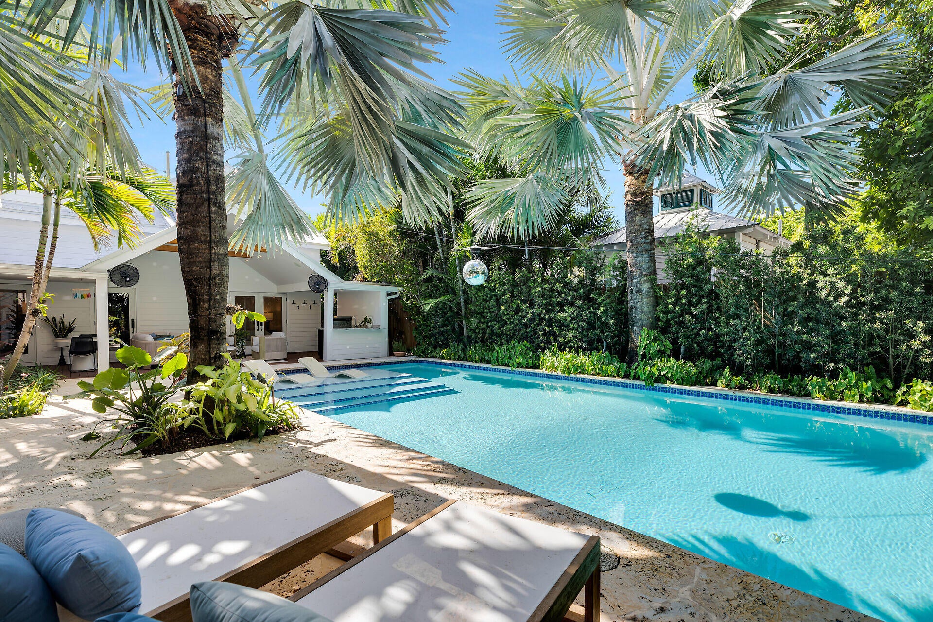 Key West, Florida, 33040, United States, 5 Bedrooms Bedrooms, ,5 BathroomsBathrooms,Residential,Active,1985593