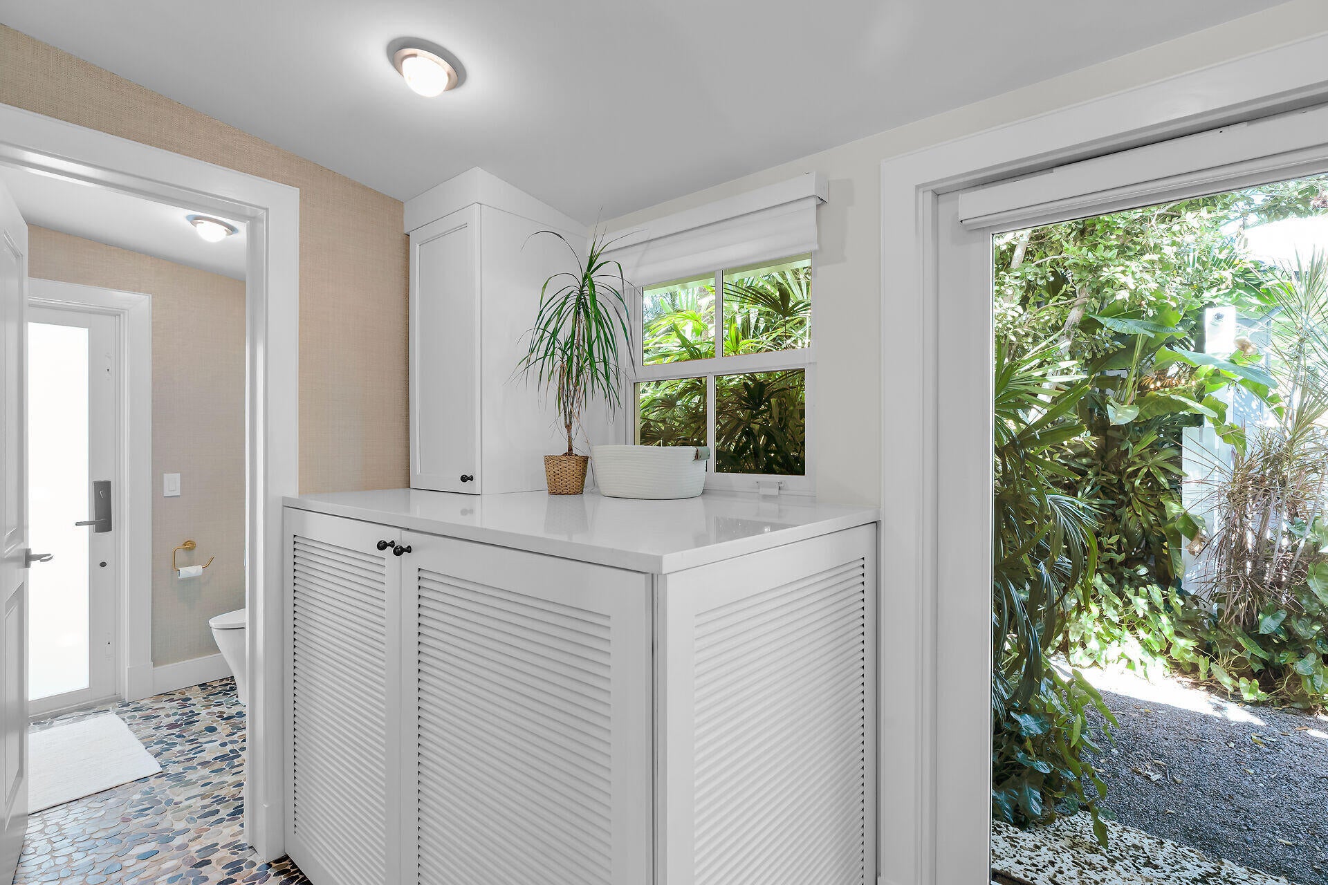 Key West, Florida, 33040, United States, 5 Bedrooms Bedrooms, ,5 BathroomsBathrooms,Residential,Active,1985593