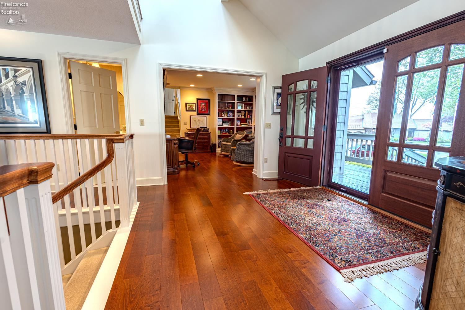 Sandusky, Ohio, 44870, United States, 4 Bedrooms Bedrooms, ,4 BathroomsBathrooms,Residential,Active,2042185