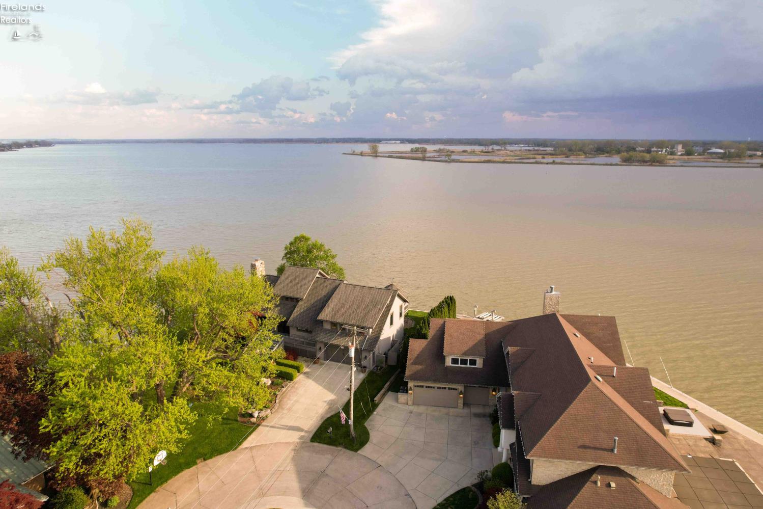 Sandusky, Ohio, 44870, United States, 4 Bedrooms Bedrooms, ,4 BathroomsBathrooms,Residential,Active,2042185