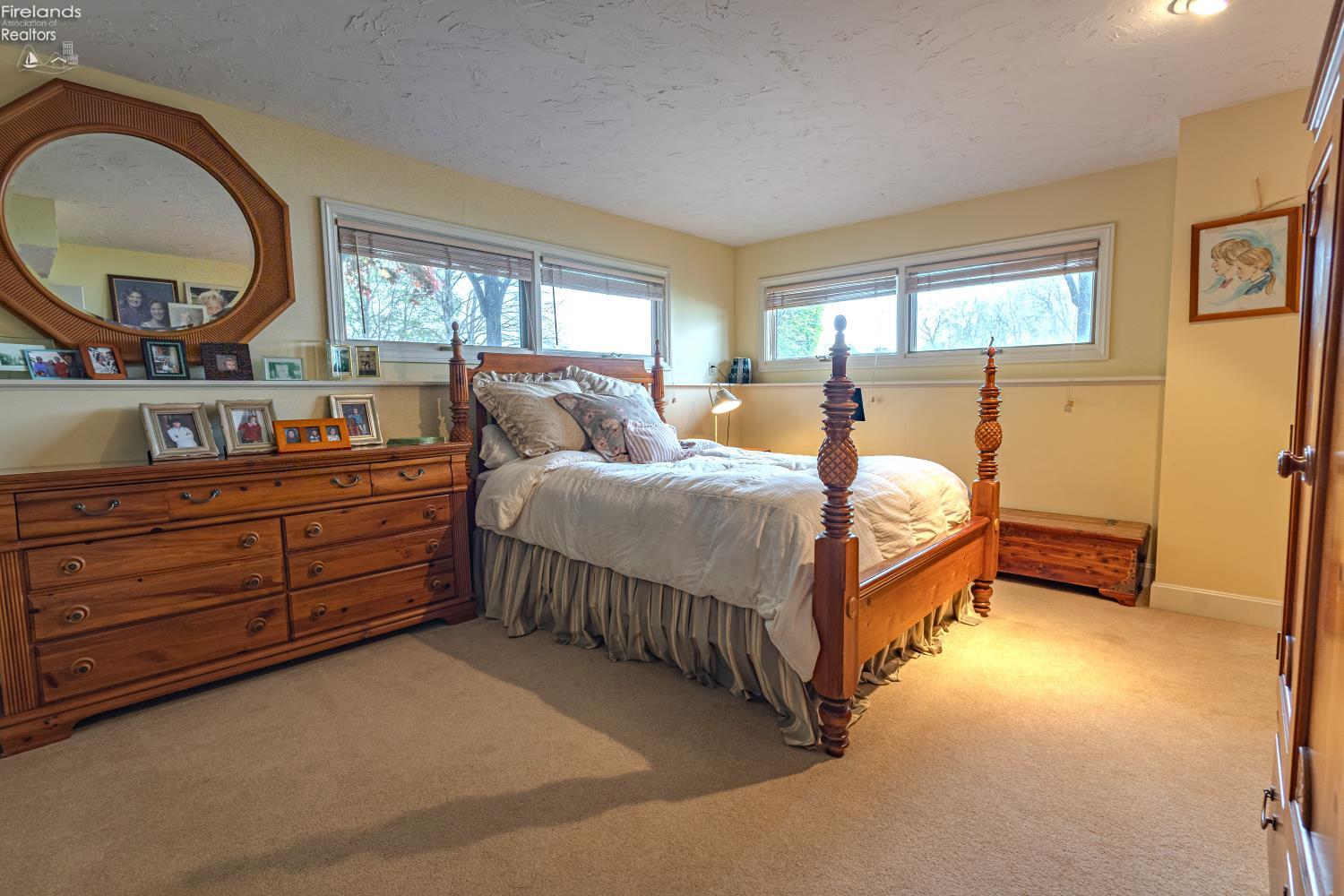 Sandusky, Ohio, 44870, United States, 4 Bedrooms Bedrooms, ,4 BathroomsBathrooms,Residential,Active,2042185