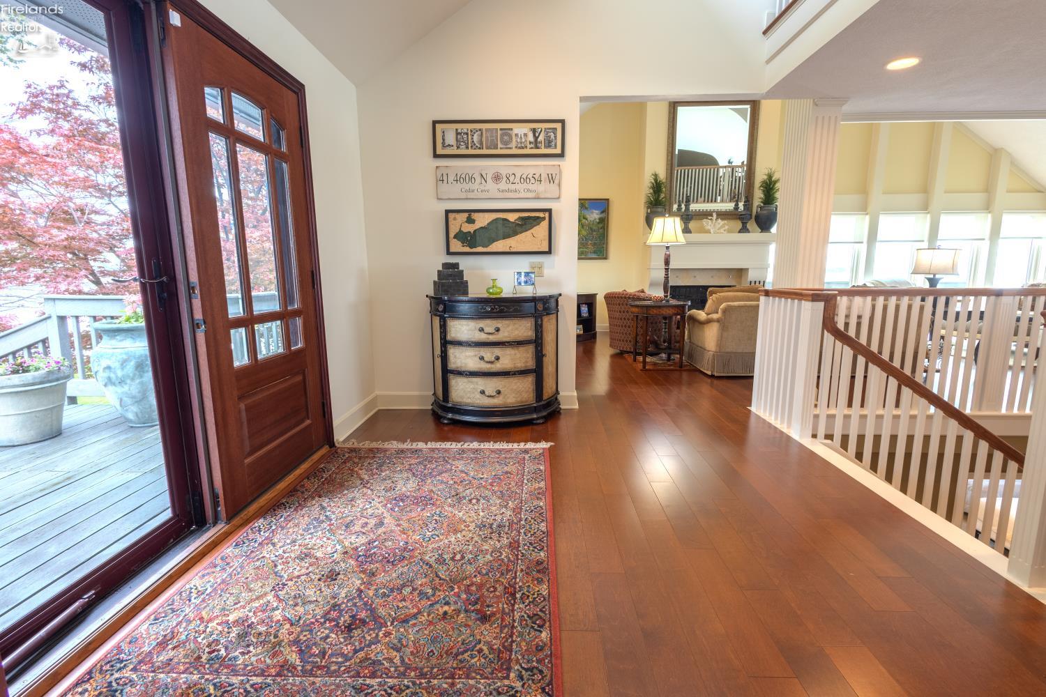 Sandusky, Ohio, 44870, United States, 4 Bedrooms Bedrooms, ,4 BathroomsBathrooms,Residential,Active,2042185