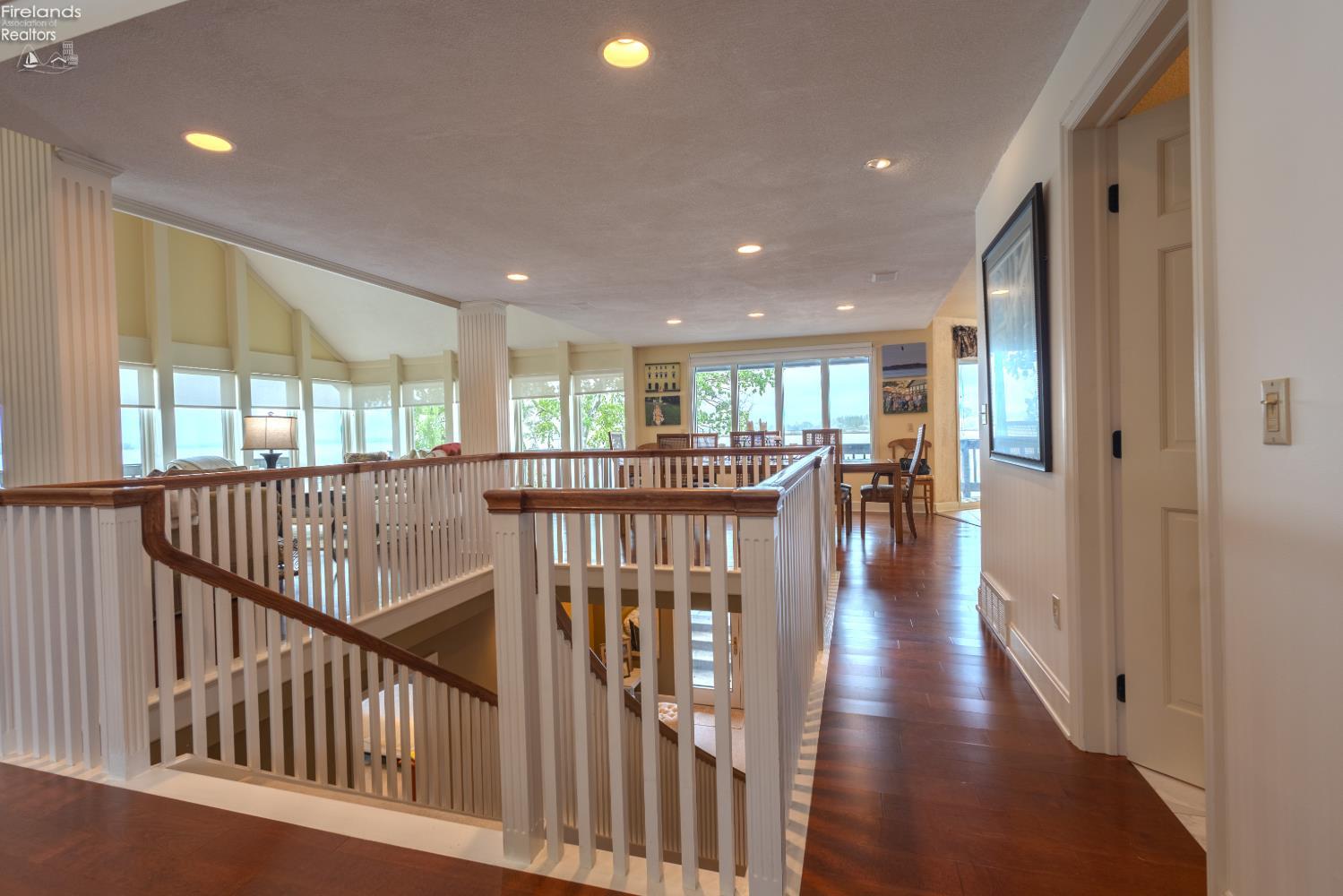 Sandusky, Ohio, 44870, United States, 4 Bedrooms Bedrooms, ,4 BathroomsBathrooms,Residential,Active,2042185