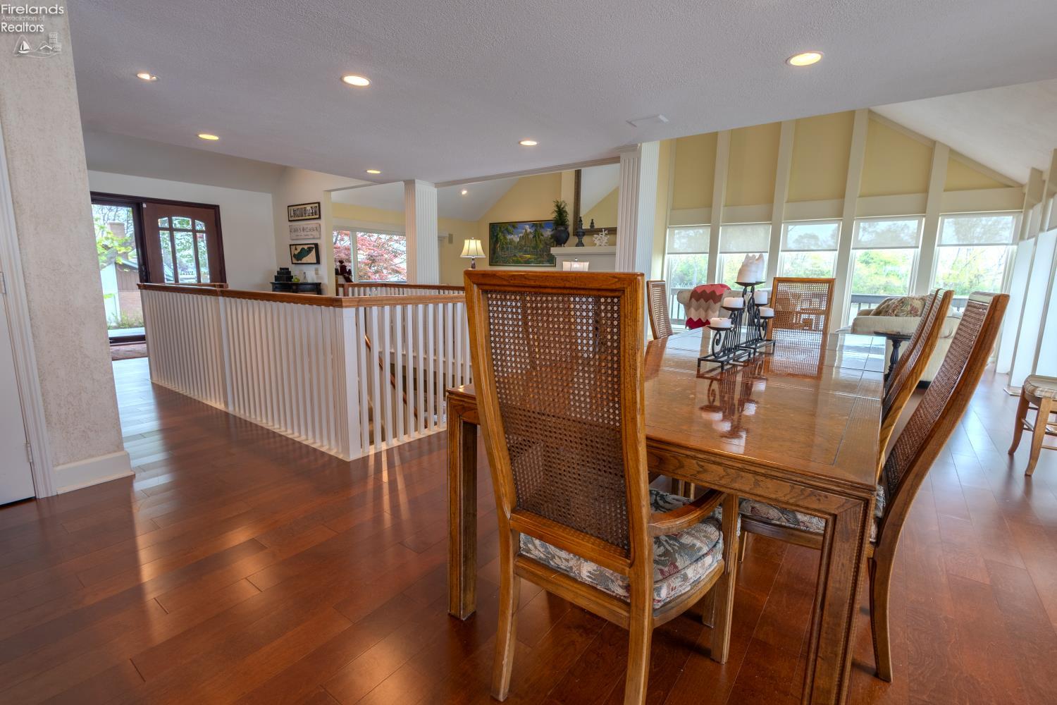 Sandusky, Ohio, 44870, United States, 4 Bedrooms Bedrooms, ,4 BathroomsBathrooms,Residential,Active,2042185