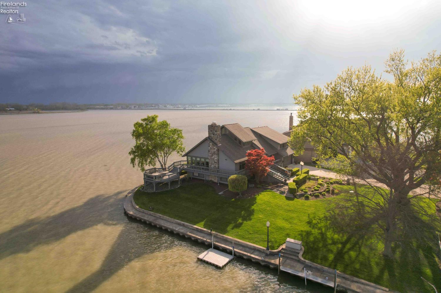 Sandusky, Ohio, 44870, United States, 4 Bedrooms Bedrooms, ,4 BathroomsBathrooms,Residential,Active,2042185