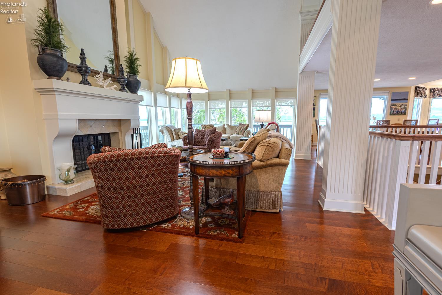 Sandusky, Ohio, 44870, United States, 4 Bedrooms Bedrooms, ,4 BathroomsBathrooms,Residential,Active,2042185
