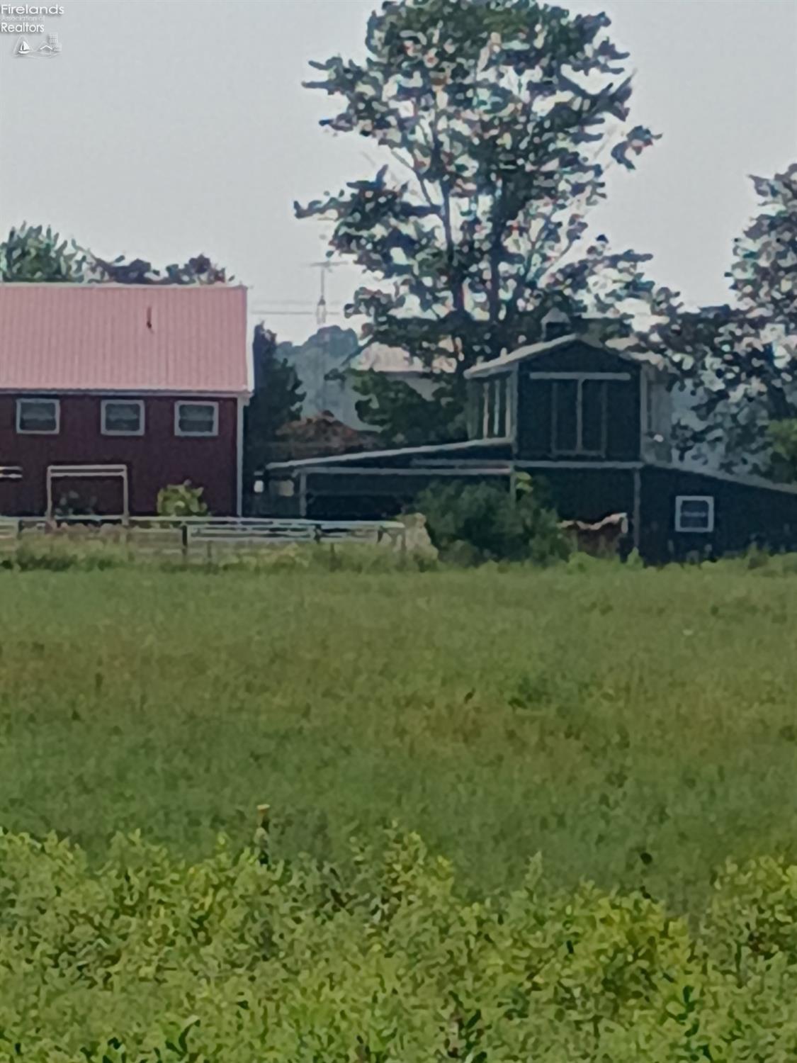 New London, Ohio, 44851, United States, 4 Bedrooms Bedrooms, ,3 BathroomsBathrooms,Residential,Active,1922748