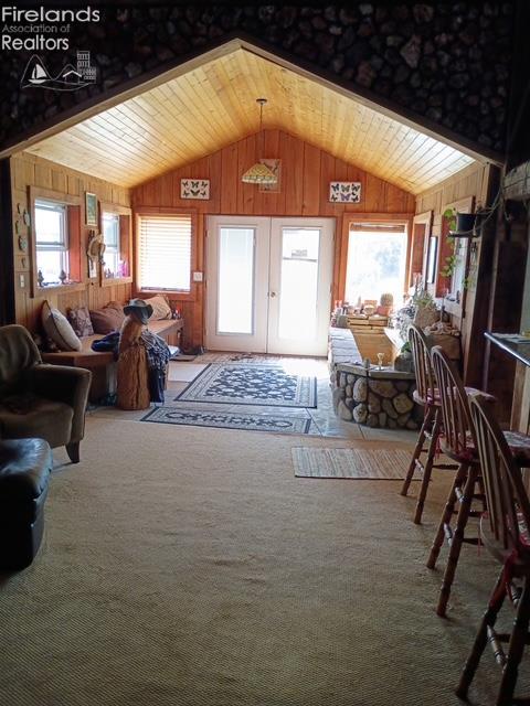 New London, Ohio, 44851, United States, 4 Bedrooms Bedrooms, ,3 BathroomsBathrooms,Residential,Active,1922748