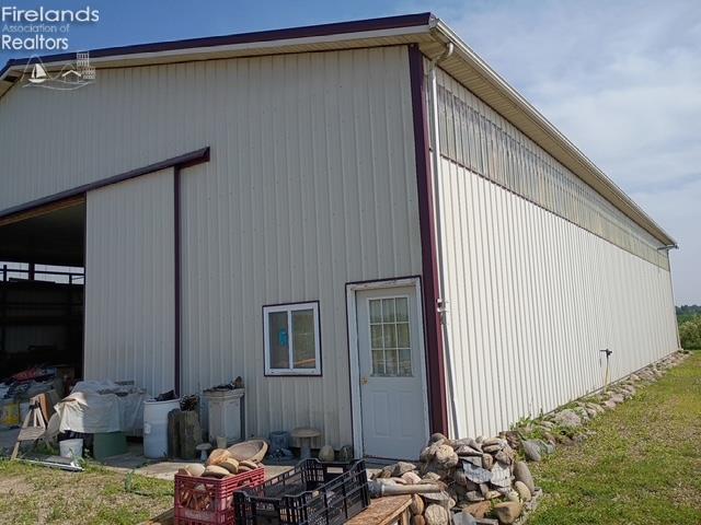 New London, Ohio, 44851, United States, 4 Bedrooms Bedrooms, ,3 BathroomsBathrooms,Residential,Active,1922748