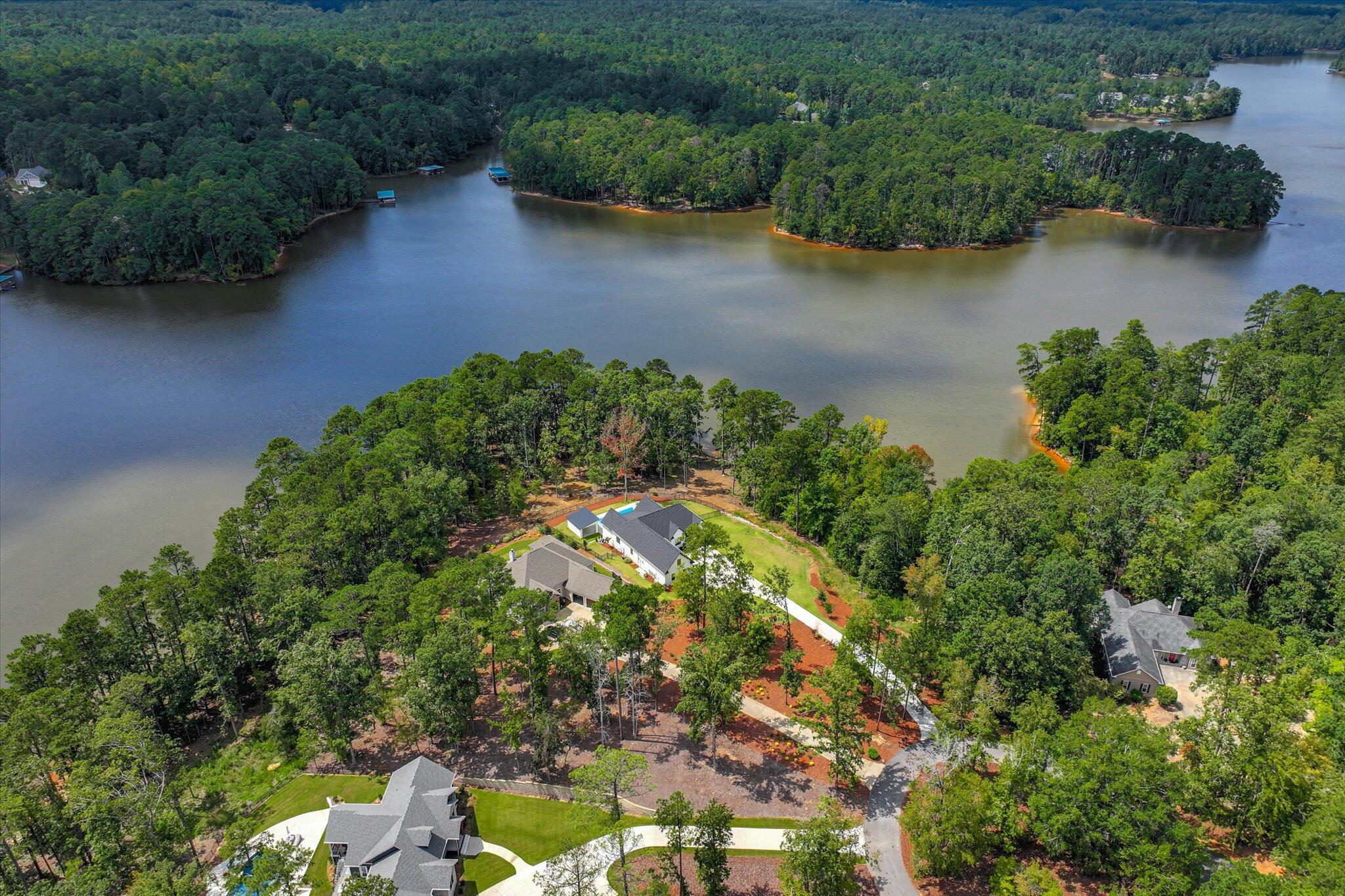 Mccormick, South Carolina, 29835, United States, 4 Bedrooms Bedrooms, ,4 BathroomsBathrooms,Residential,Active,1934765