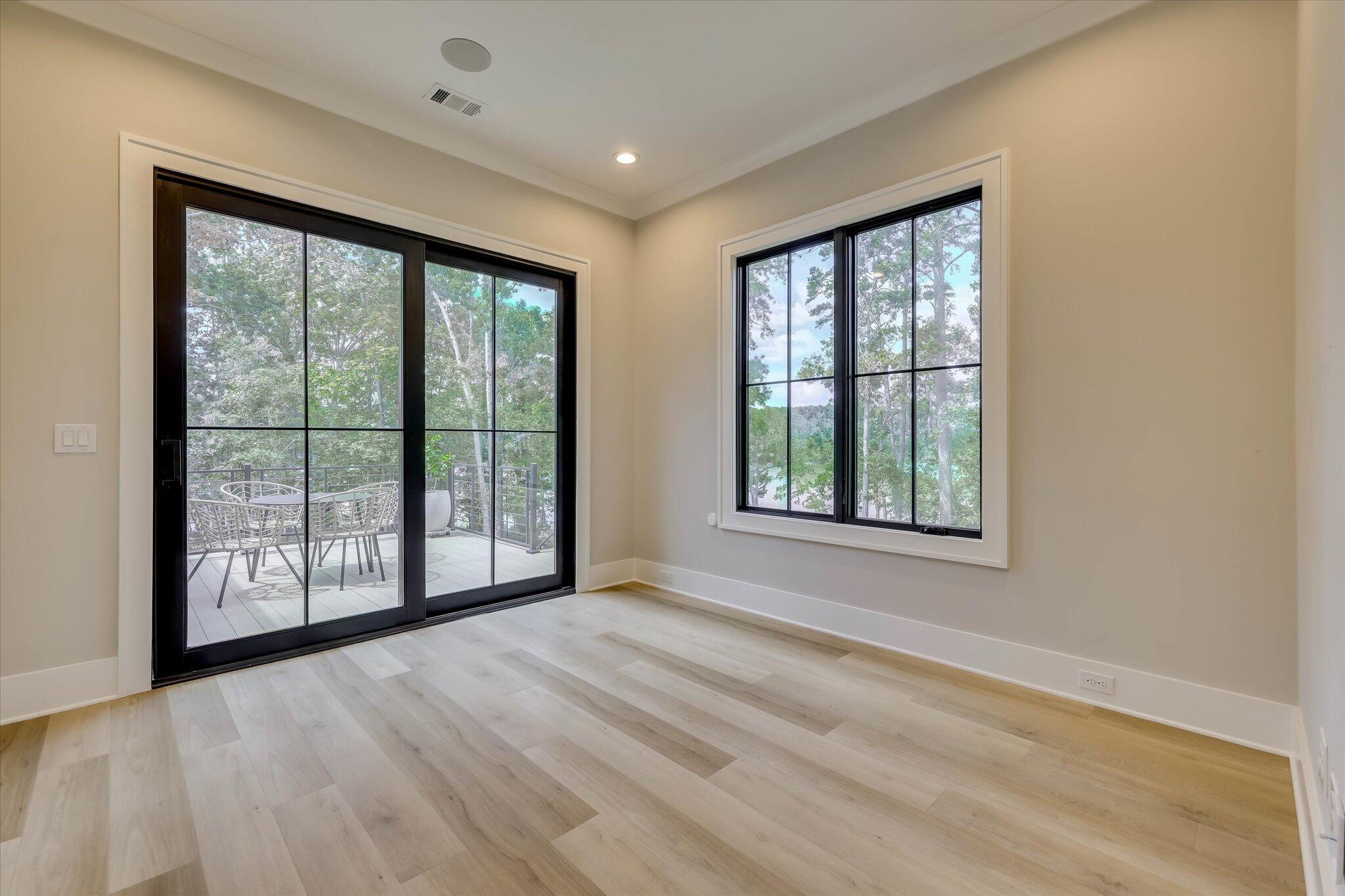 Mccormick, South Carolina, 29835, United States, 4 Bedrooms Bedrooms, ,4 BathroomsBathrooms,Residential,Active,1934765