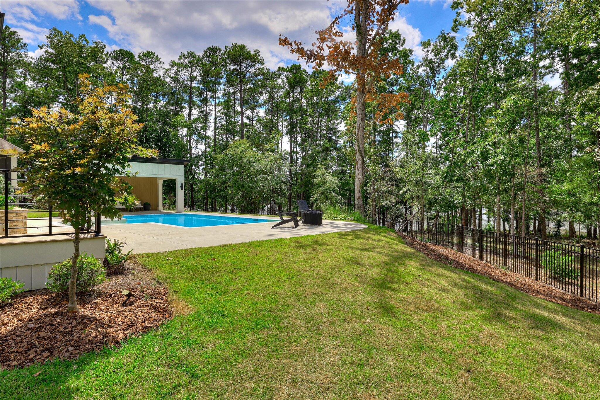 Mccormick, South Carolina, 29835, United States, 4 Bedrooms Bedrooms, ,4 BathroomsBathrooms,Residential,Active,1934765