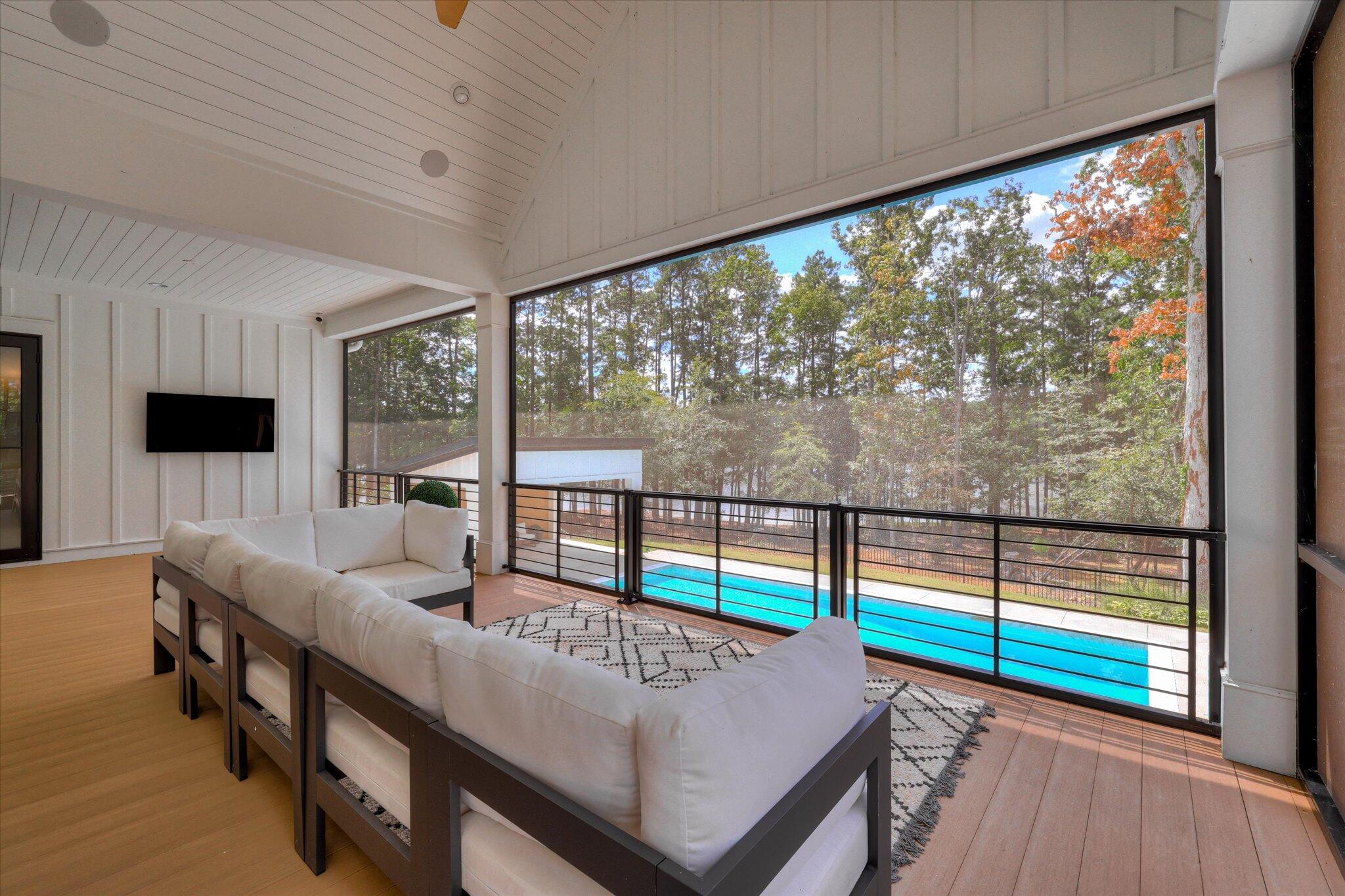 Mccormick, South Carolina, 29835, United States, 4 Bedrooms Bedrooms, ,4 BathroomsBathrooms,Residential,Active,1934765