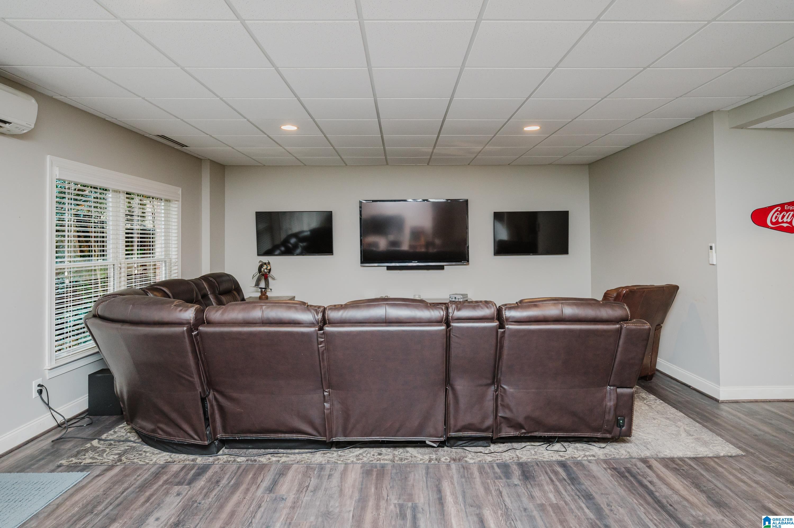 Hoover, Alabama, 35242, United States, 5 Bedrooms Bedrooms, ,5 BathroomsBathrooms,Residential,Active,2007294