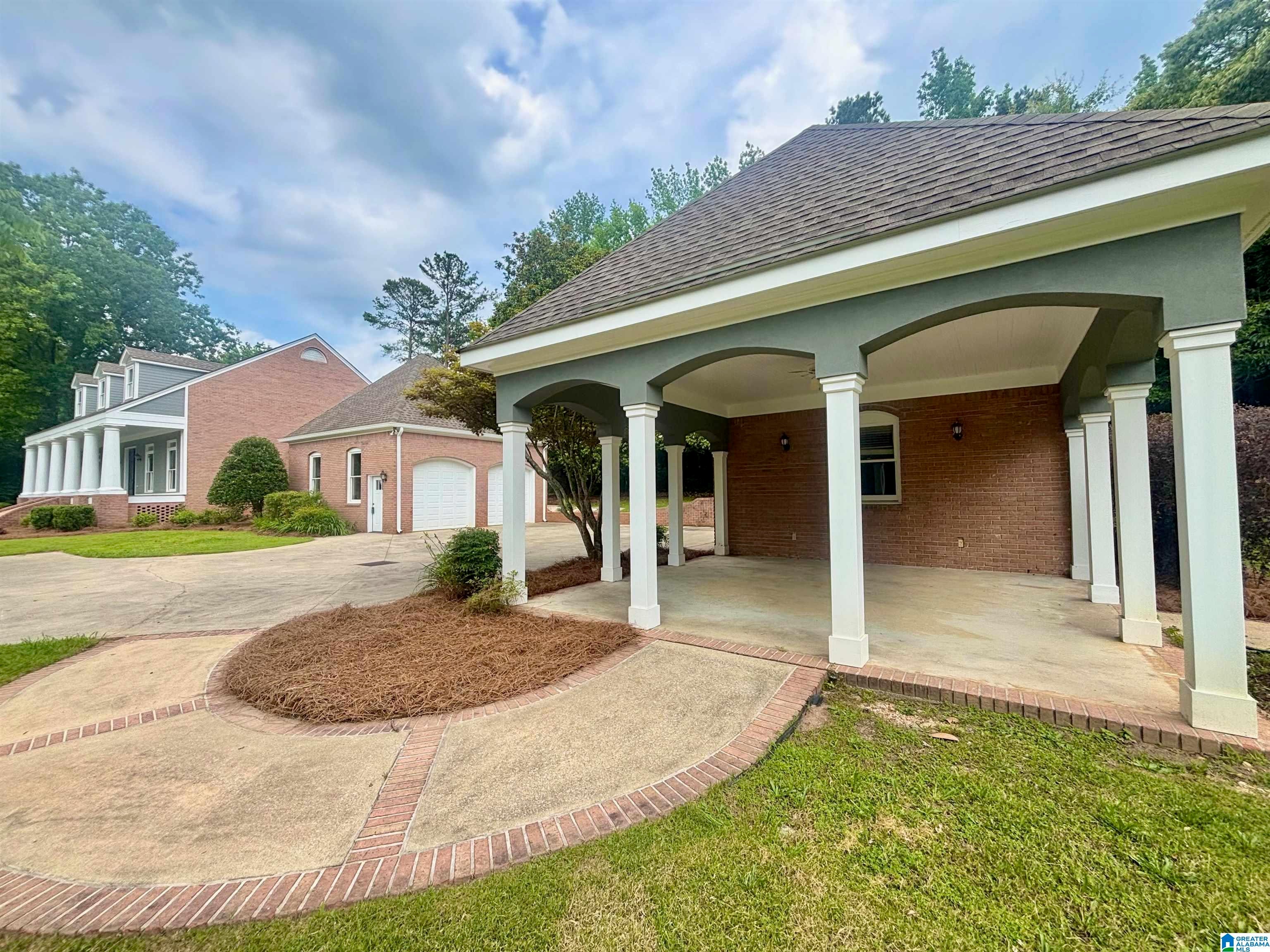 Birmingham, Alabama, 35242, United States, 5 Bedrooms Bedrooms, ,5 BathroomsBathrooms,Residential,Active,1852725