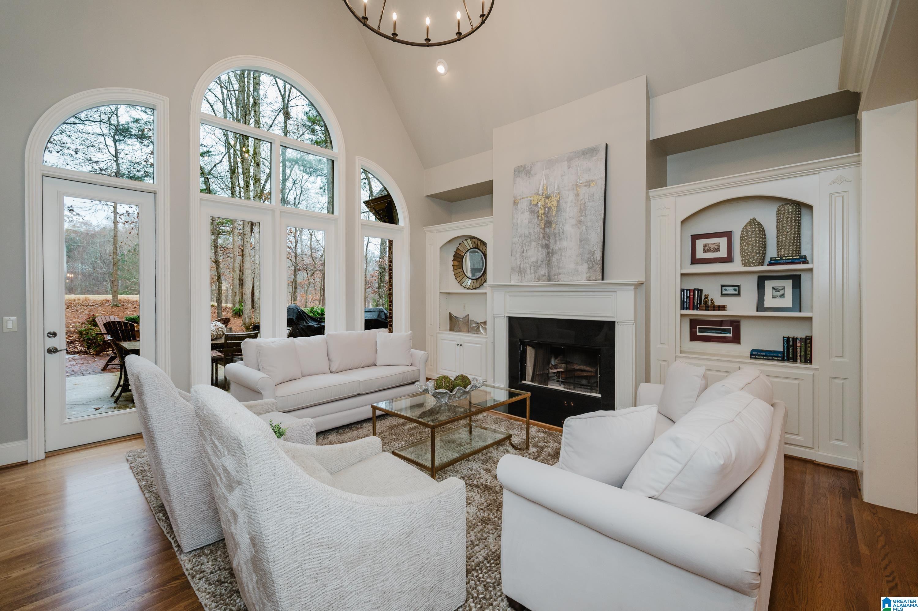 Hoover, Alabama, 35242, United States, 5 Bedrooms Bedrooms, ,5 BathroomsBathrooms,Residential,Active,2007294