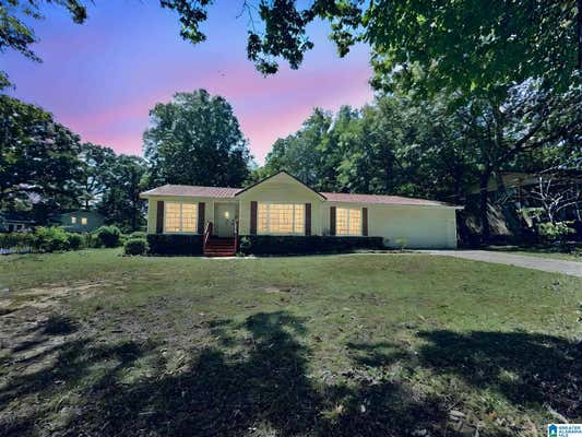 706 SUGARLOAF LN, ANNISTON, AL 36207 - Image 1