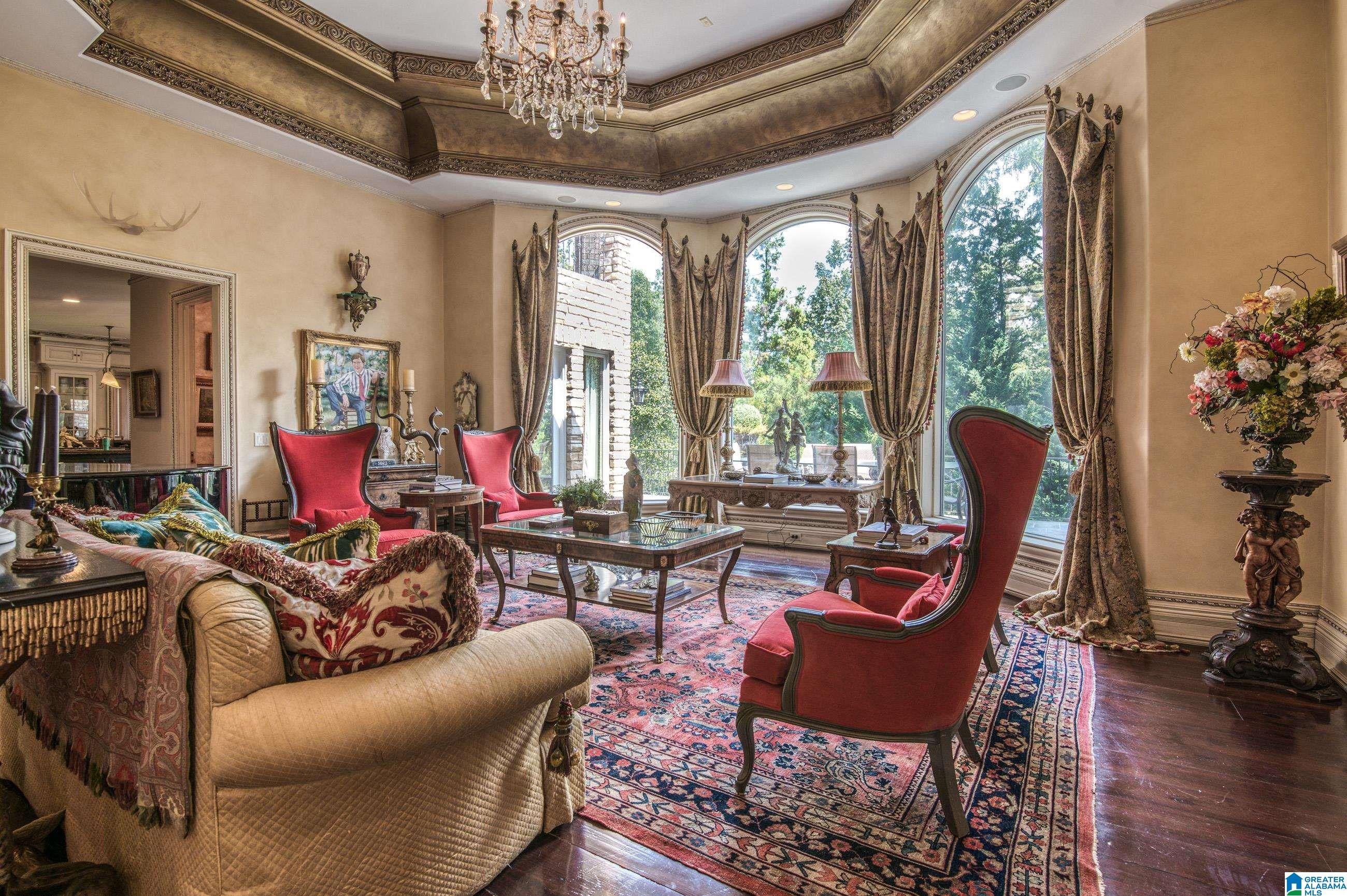 Hoover, Alabama, 35242, United States, 6 Bedrooms Bedrooms, ,8 BathroomsBathrooms,Residential,Active,1711519