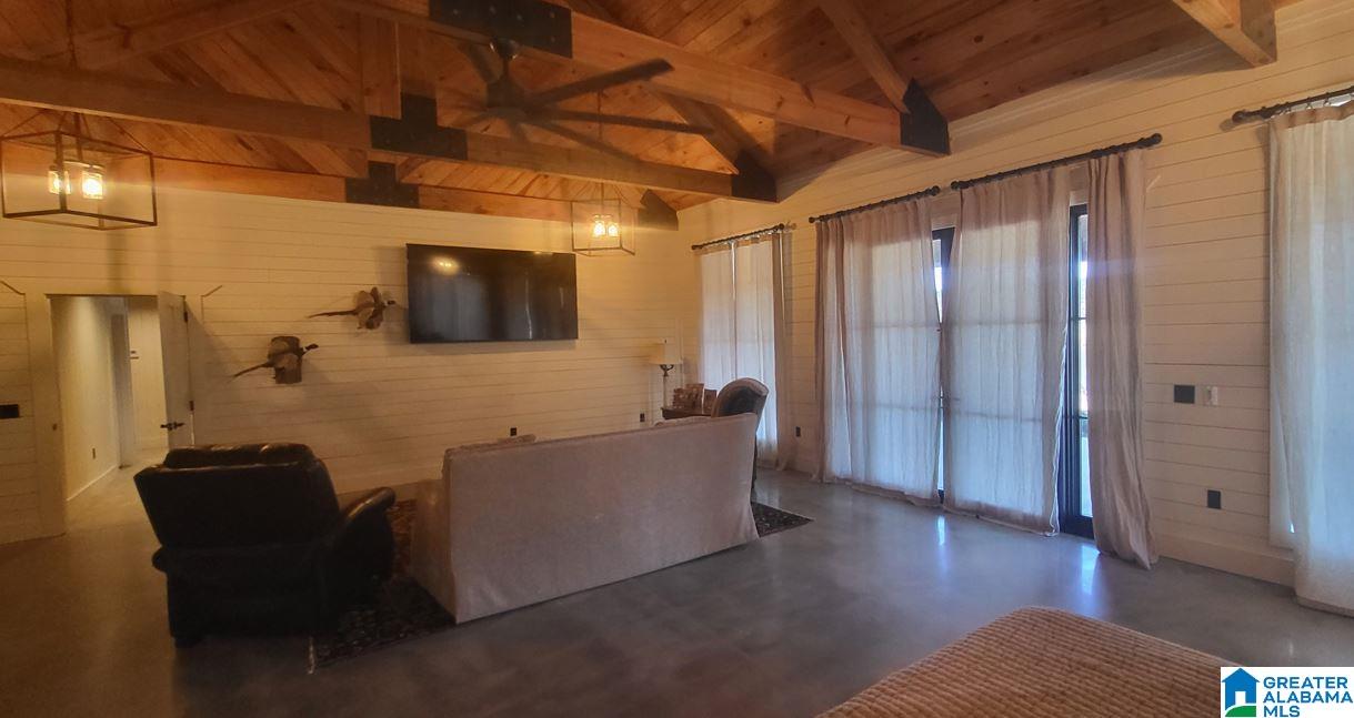 Eutaw, Alabama, 35462, United States, 5 Bedrooms Bedrooms, ,6 BathroomsBathrooms,Residential,Active,1995275