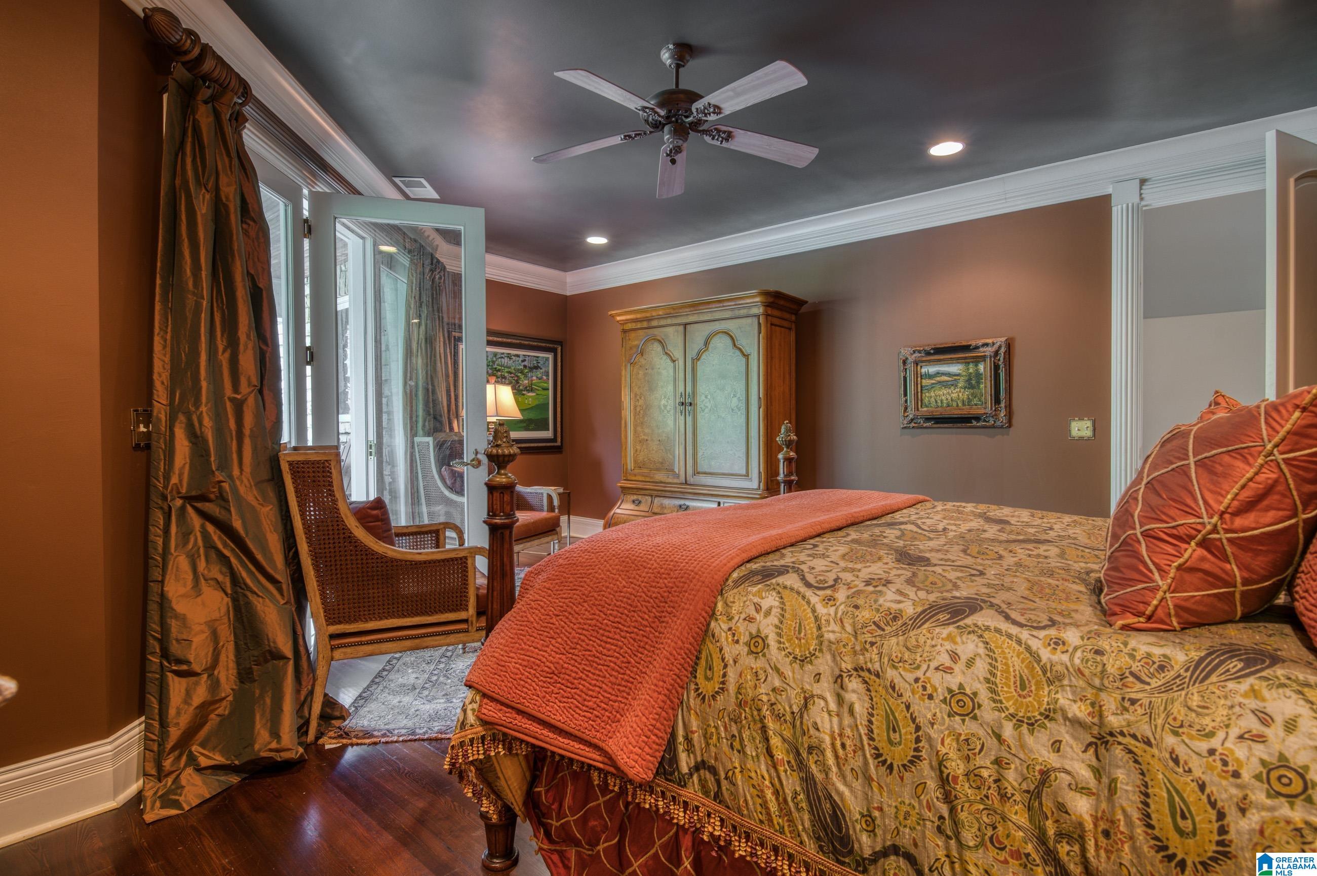 Hoover, Alabama, 35242, United States, 6 Bedrooms Bedrooms, ,8 BathroomsBathrooms,Residential,Active,1711519