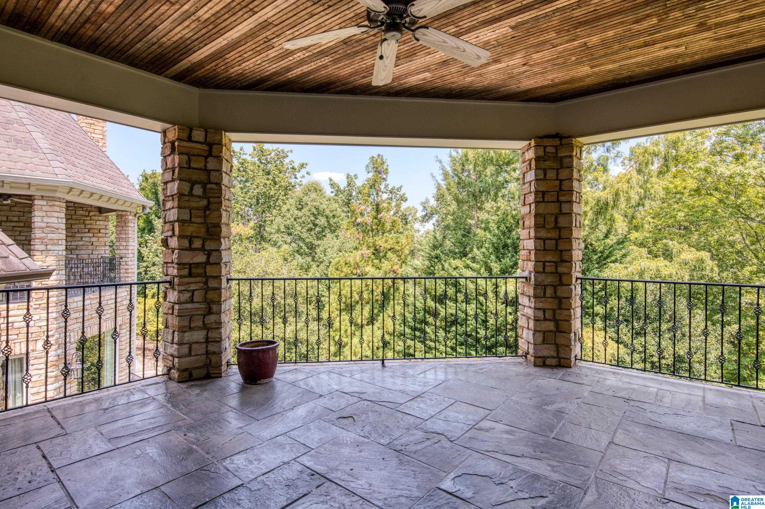 Hoover, Alabama, 35242, United States, 6 Bedrooms Bedrooms, ,8 BathroomsBathrooms,Residential,Active,1711519