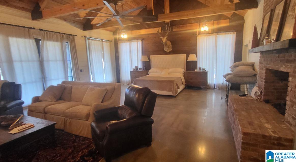 Eutaw, Alabama, 35462, United States, 5 Bedrooms Bedrooms, ,6 BathroomsBathrooms,Residential,Active,1995275