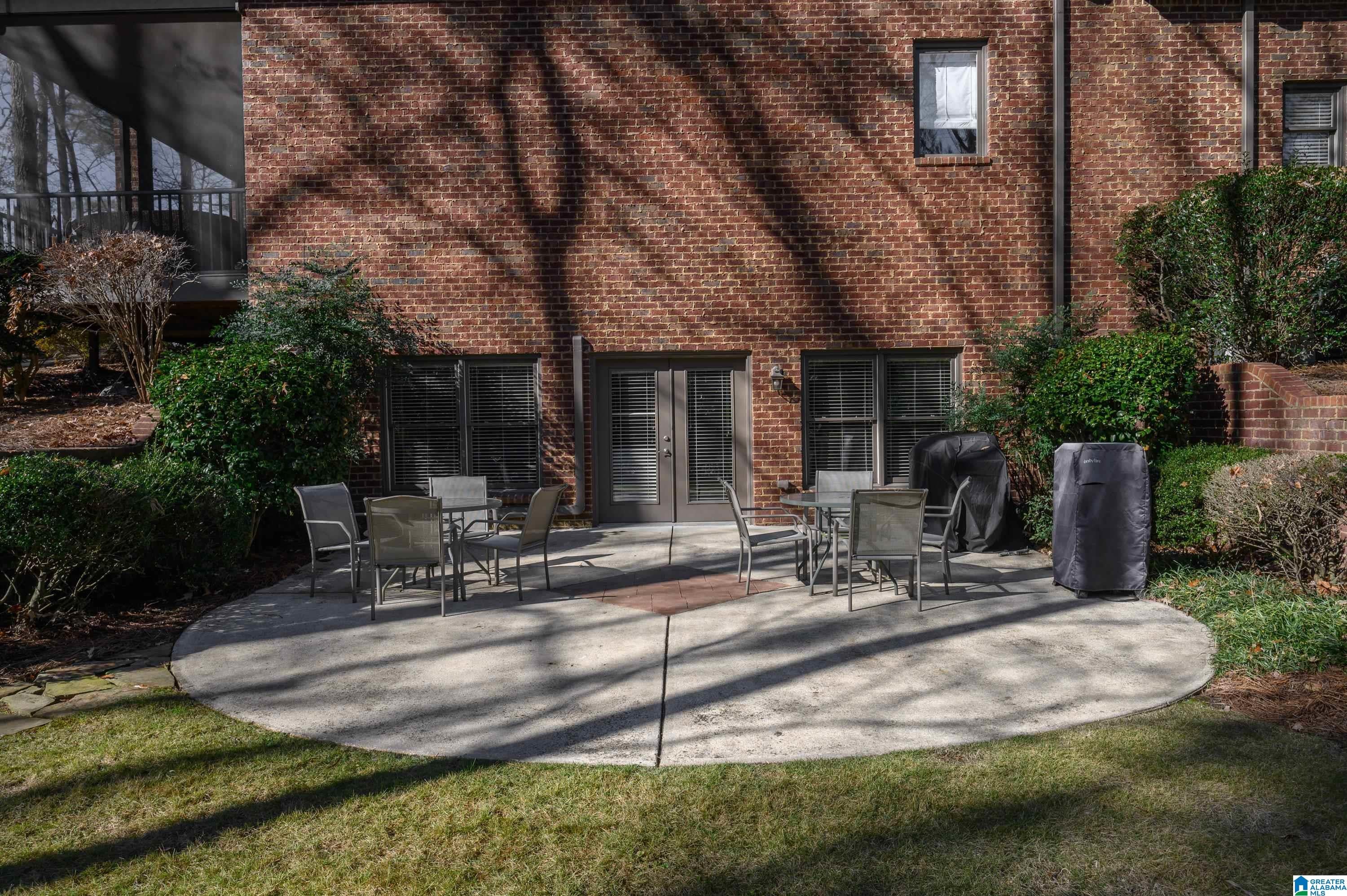 Hoover, Alabama, 35242, United States, 5 Bedrooms Bedrooms, ,5 BathroomsBathrooms,Residential,Active,2007294