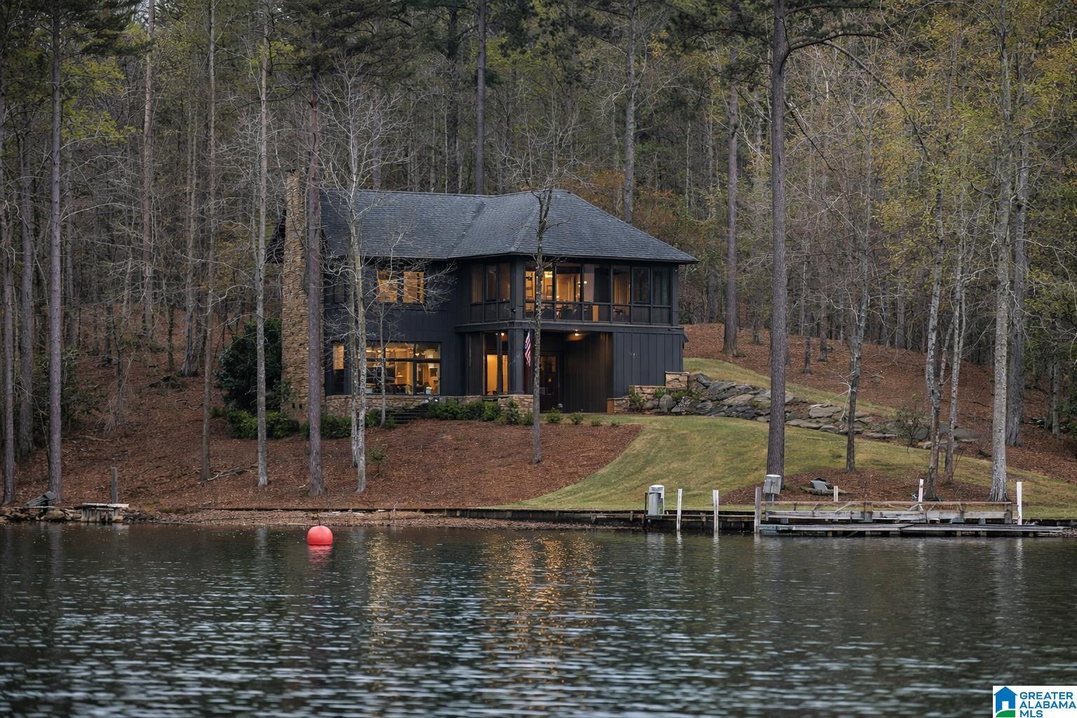 Alexander City, Alabama, 35010, United States, 3 Bedrooms Bedrooms, ,4 BathroomsBathrooms,Residential,Active,2017113