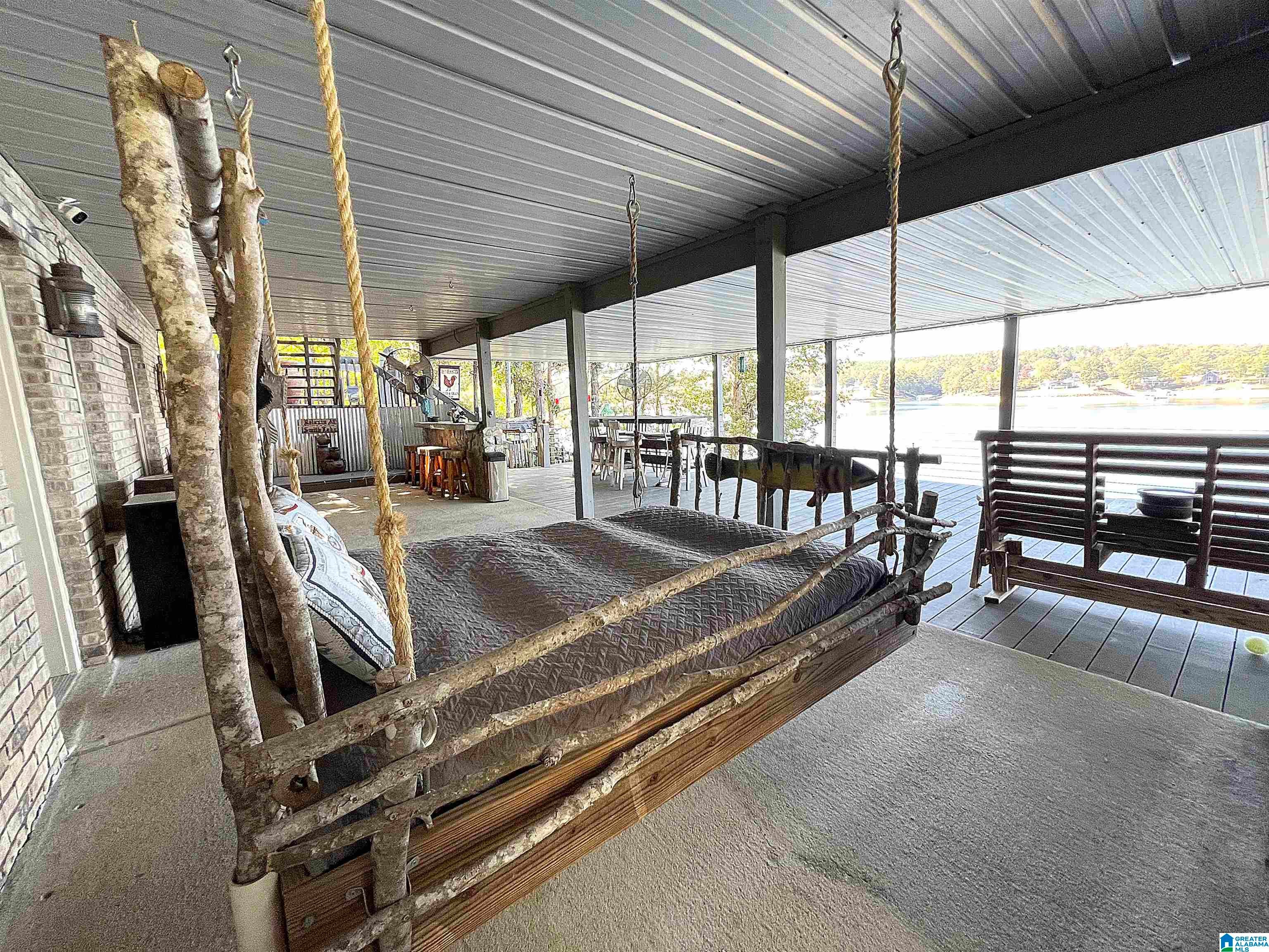 Crane Hill, Alabama, 35053, United States, 5 Bedrooms Bedrooms, ,4 BathroomsBathrooms,Residential,Active,2010198