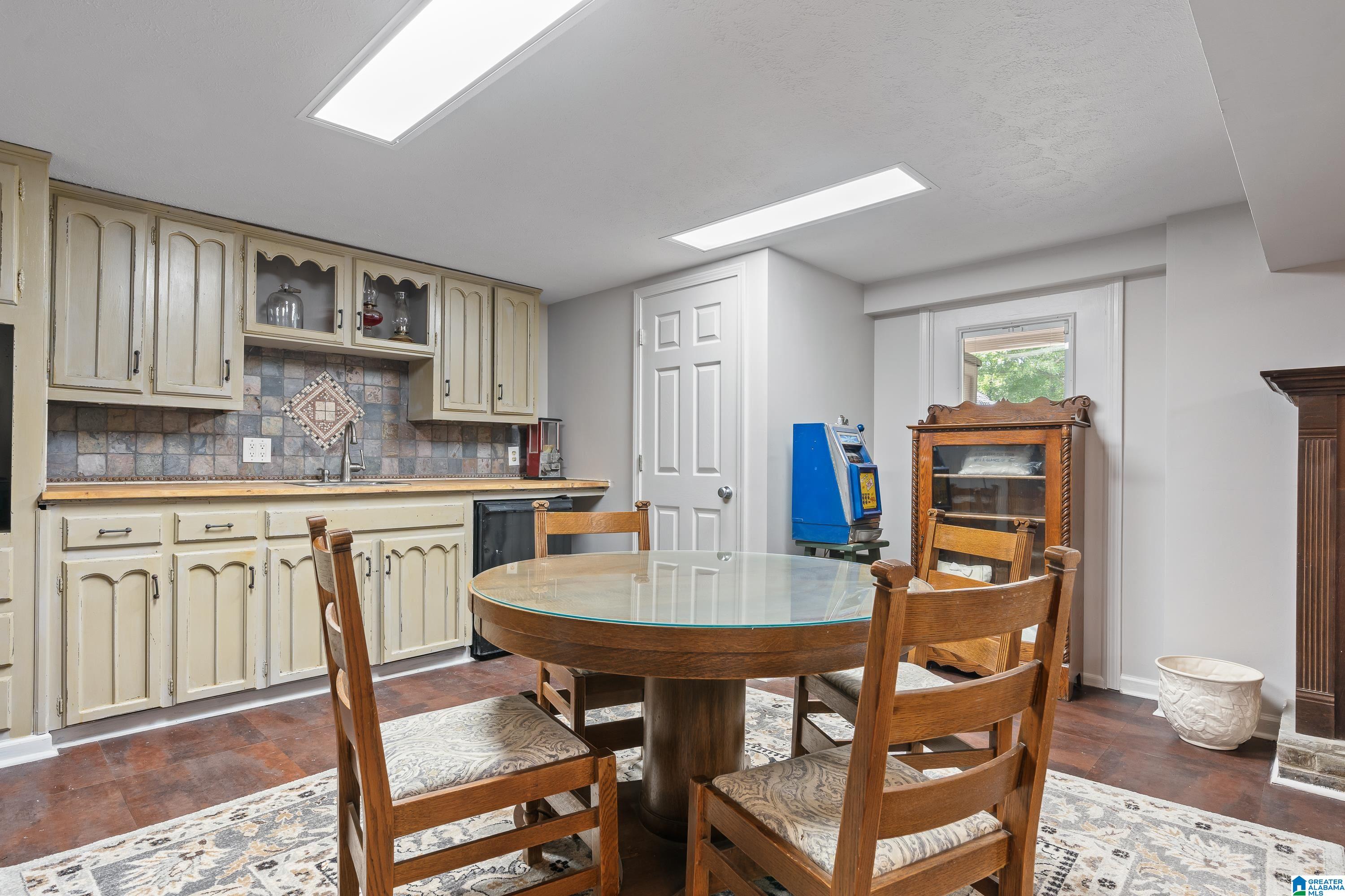 Hayden, Alabama, 35079, United States, 3 Bedrooms Bedrooms, ,3 BathroomsBathrooms,Residential,Active,1843452