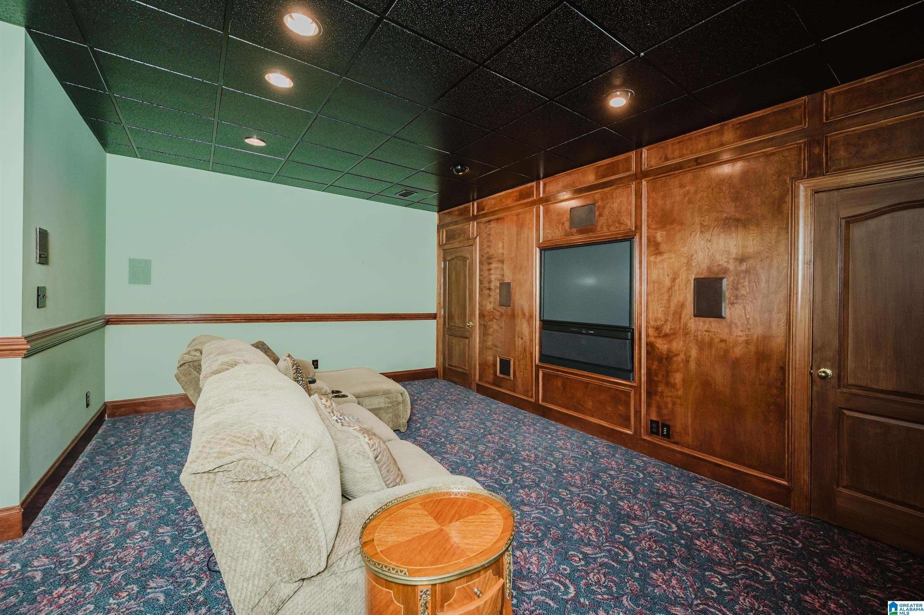 Hoover, Alabama, 35242, United States, ,9 BathroomsBathrooms,Residential,Active,1894783