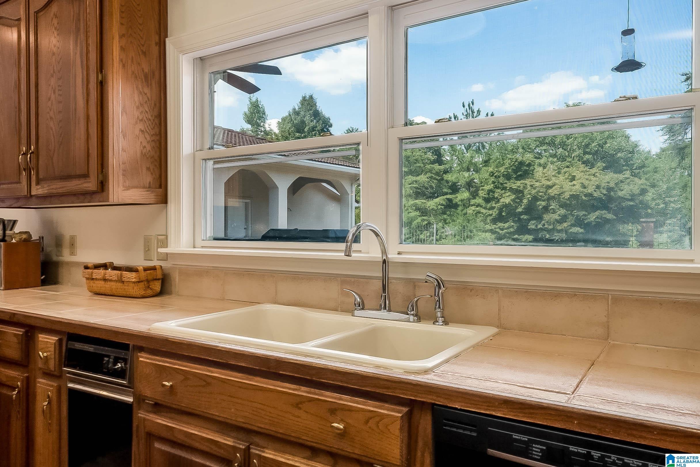 Mccalla, Alabama, 35111, United States, 4 Bedrooms Bedrooms, ,5 BathroomsBathrooms,Residential,Active,1963268