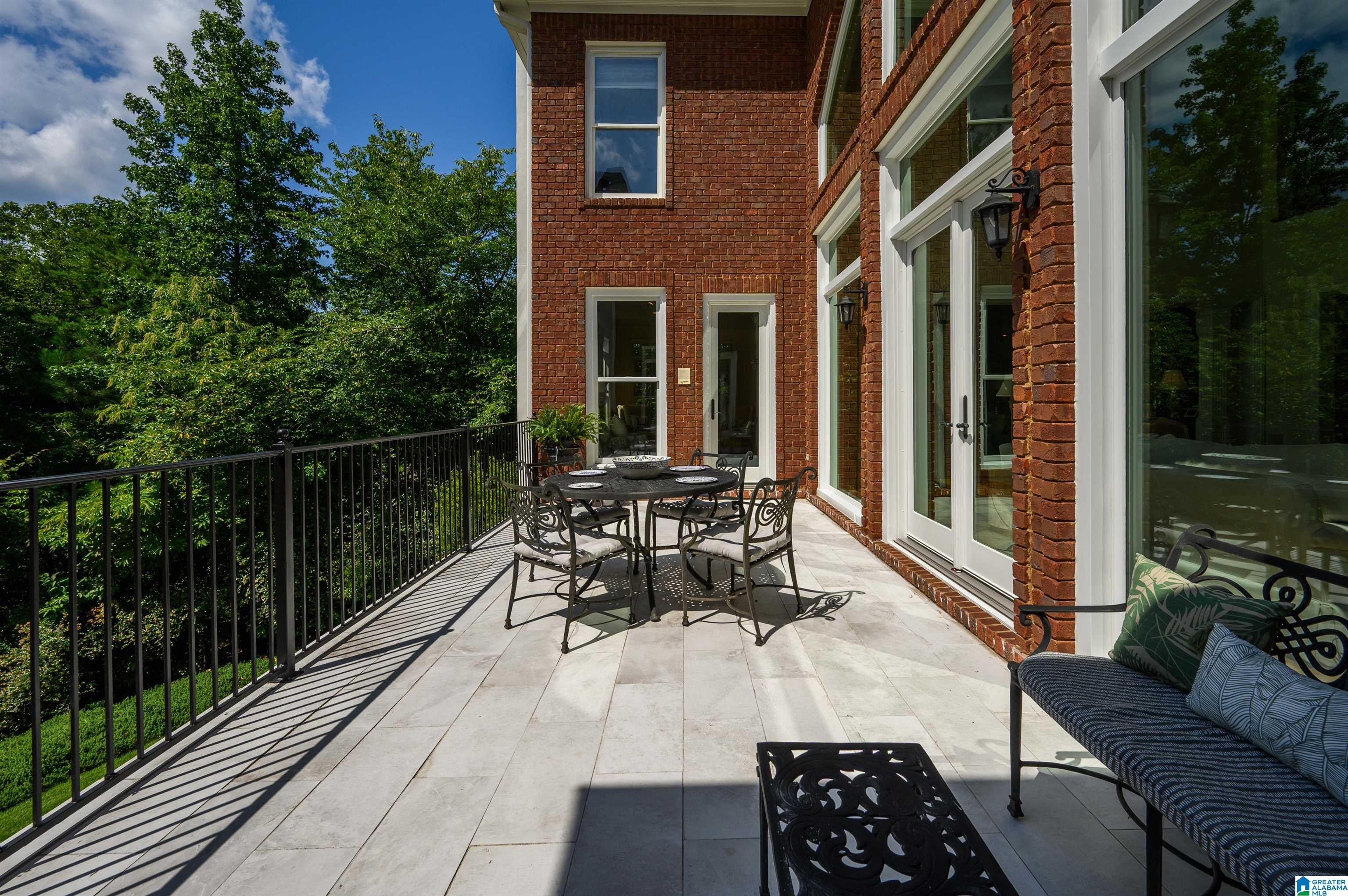 Hoover, Alabama, 35242, United States, ,9 BathroomsBathrooms,Residential,Active,1894783