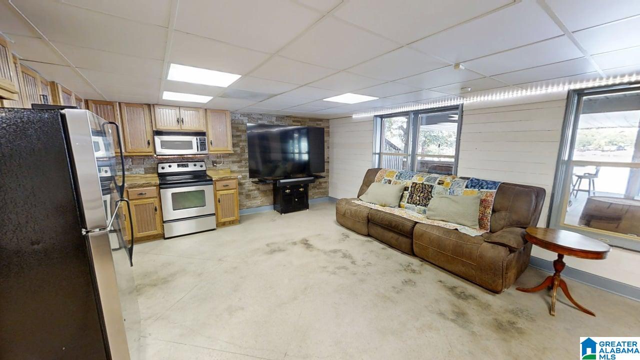 Crane Hill, Alabama, 35053, United States, 5 Bedrooms Bedrooms, ,4 BathroomsBathrooms,Residential,Active,2010198