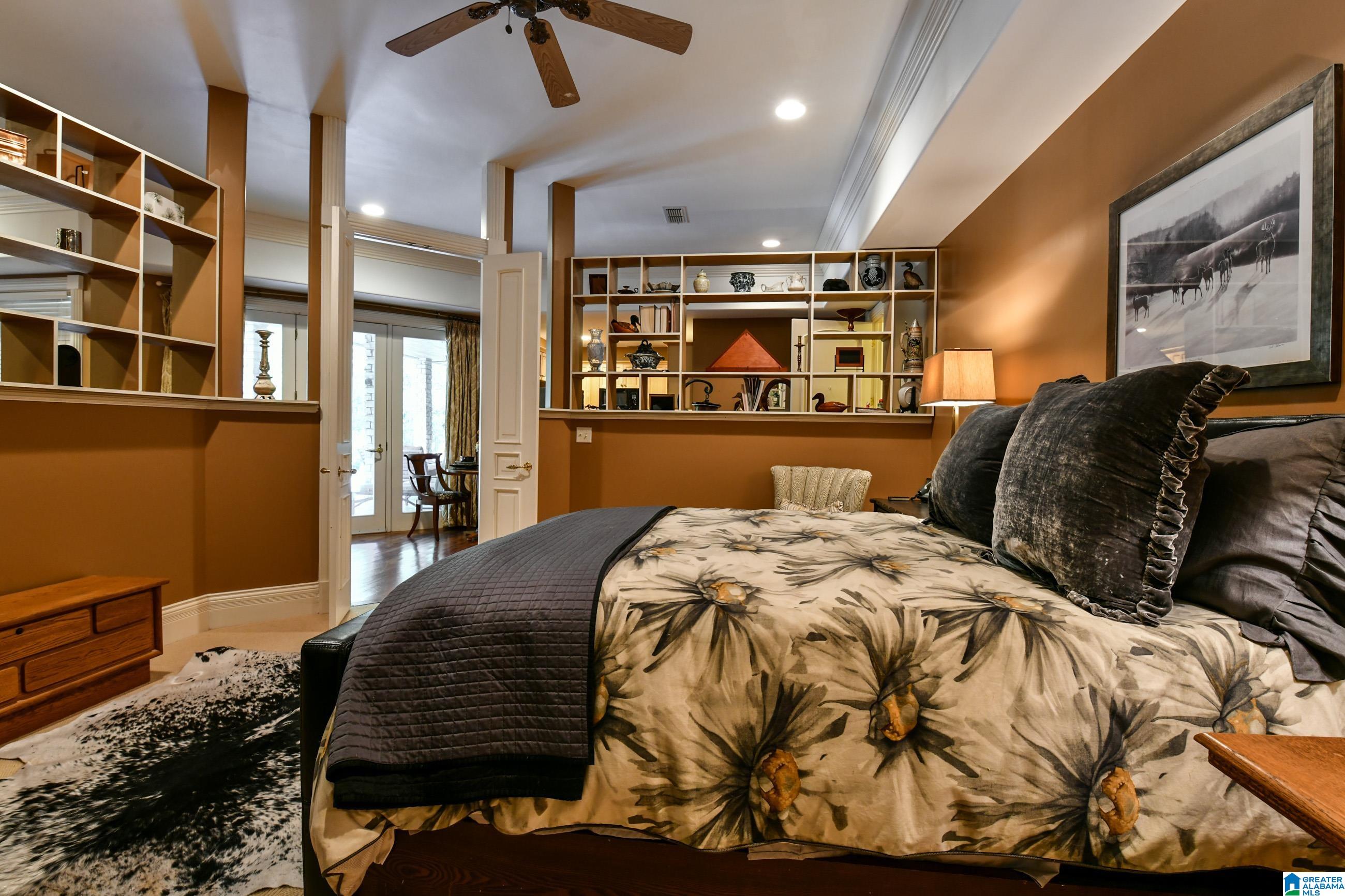 Hoover, Alabama, 35242, United States, 6 Bedrooms Bedrooms, ,8 BathroomsBathrooms,Residential,Active,1711519
