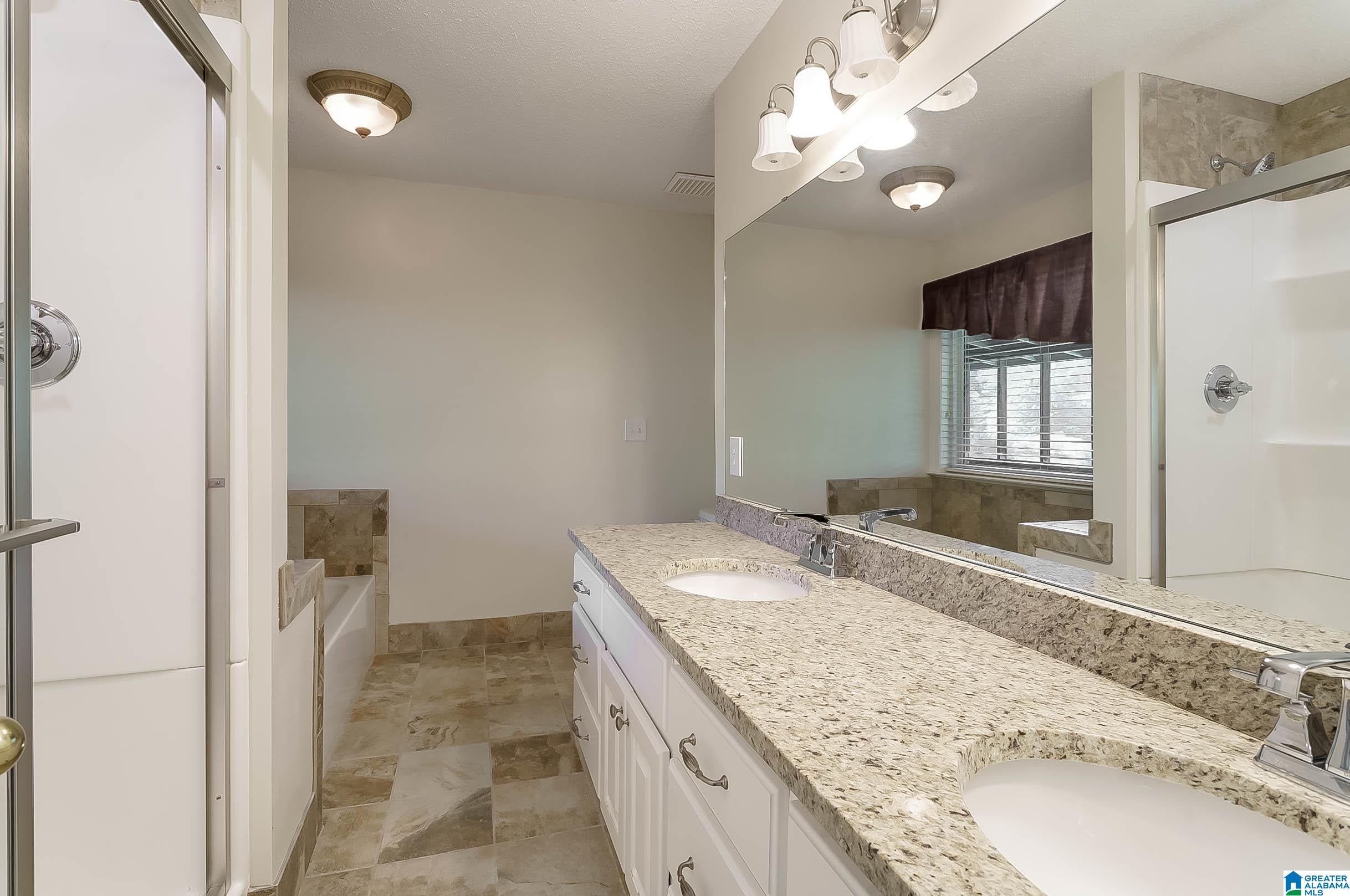 Mccalla, Alabama, 35111, United States, 4 Bedrooms Bedrooms, ,5 BathroomsBathrooms,Residential,Active,1963268