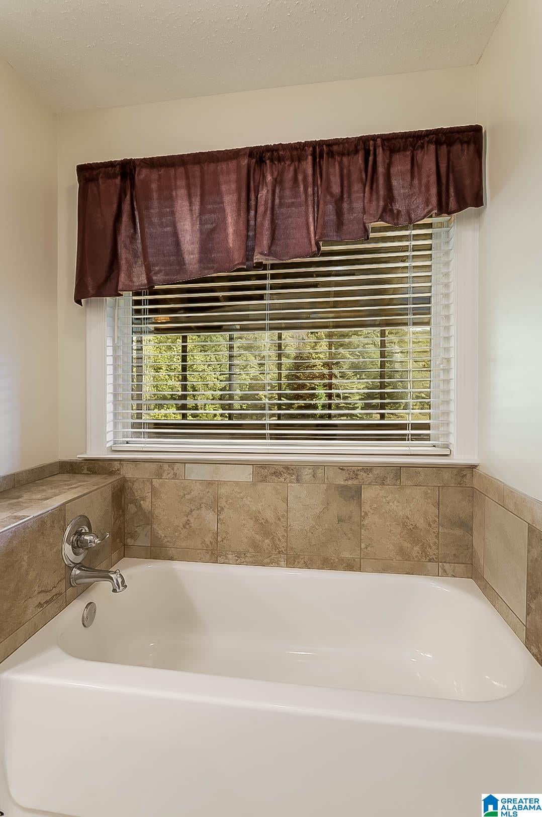 Mccalla, Alabama, 35111, United States, 4 Bedrooms Bedrooms, ,5 BathroomsBathrooms,Residential,Active,1963268