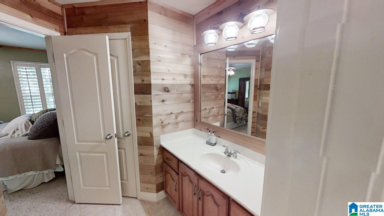 Crane Hill, Alabama, 35053, United States, 5 Bedrooms Bedrooms, ,4 BathroomsBathrooms,Residential,Active,2010198