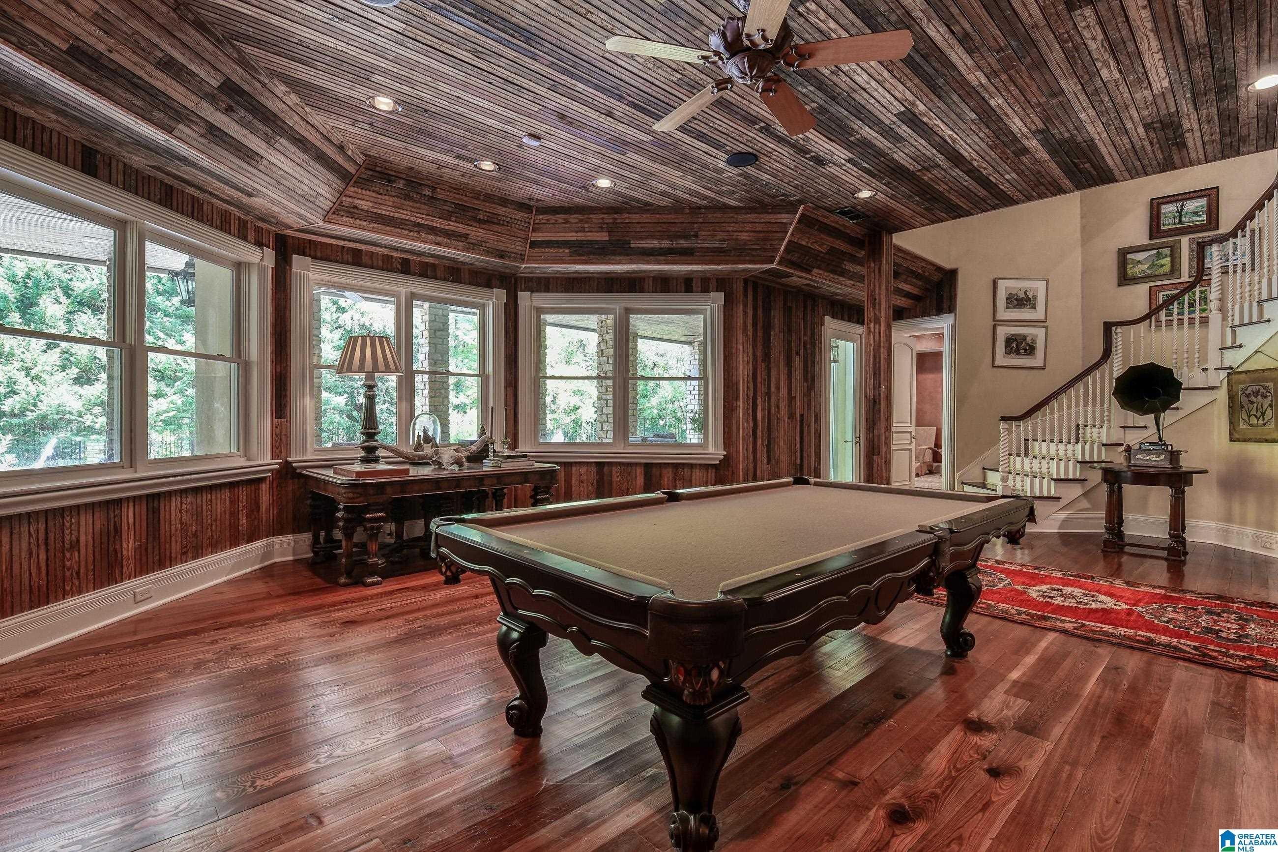 Hoover, Alabama, 35242, United States, 6 Bedrooms Bedrooms, ,8 BathroomsBathrooms,Residential,Active,1711519