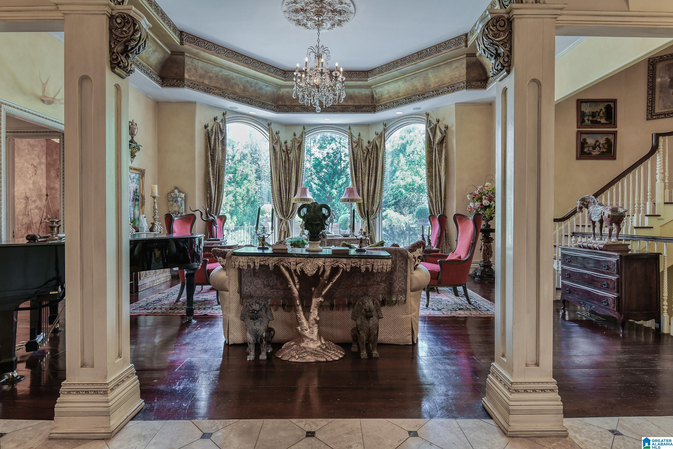 Hoover, Alabama, 35242, United States, 6 Bedrooms Bedrooms, ,8 BathroomsBathrooms,Residential,Active,1711519