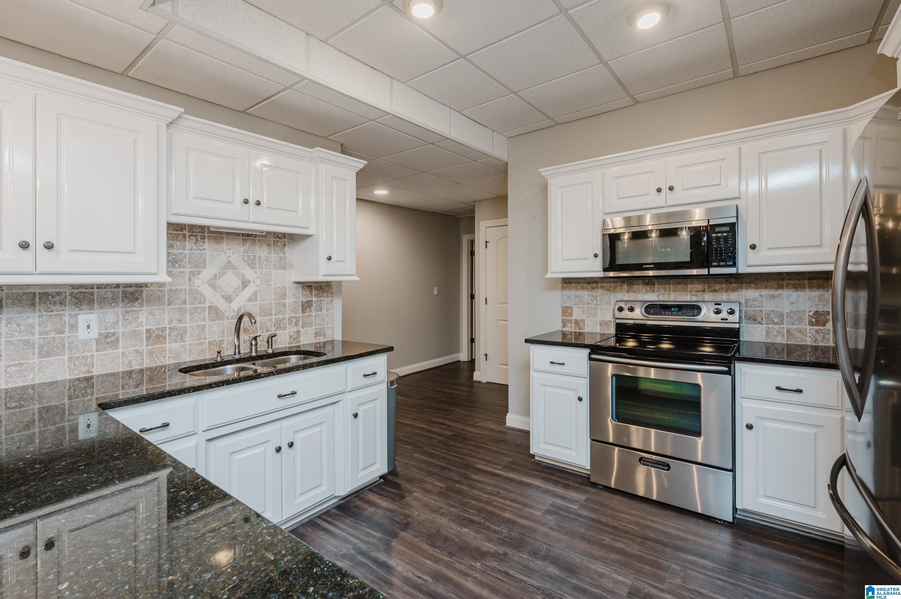 Hoover, Alabama, 35242, United States, 5 Bedrooms Bedrooms, ,5 BathroomsBathrooms,Residential,Active,2007294