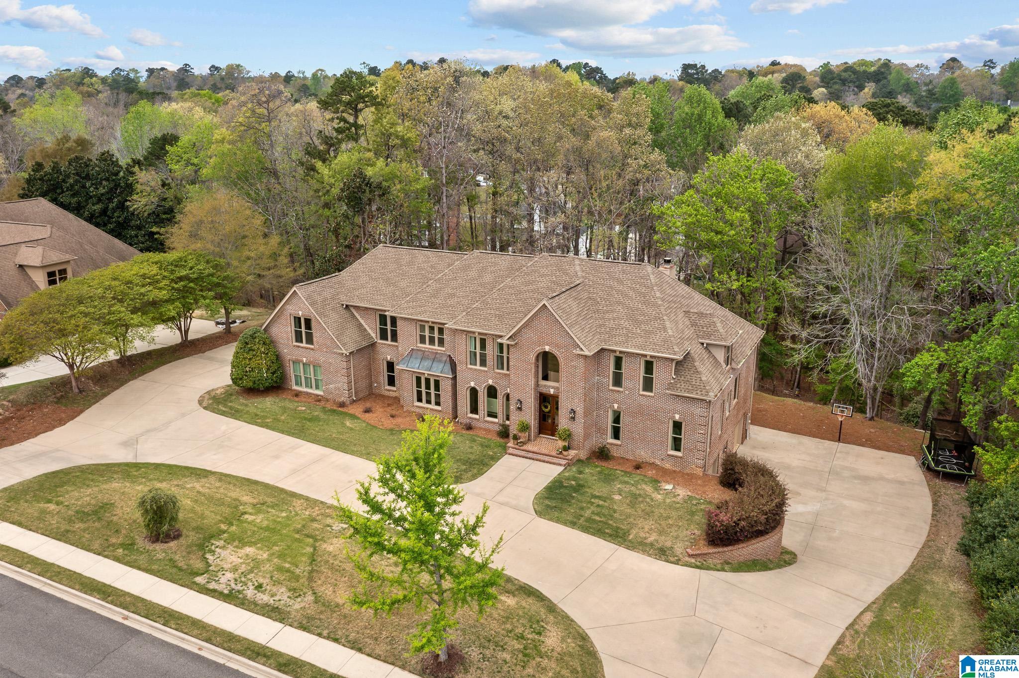 Hoover, Alabama, 35244, United States, 4 Bedrooms Bedrooms, ,4 BathroomsBathrooms,Residential,Active,2035083