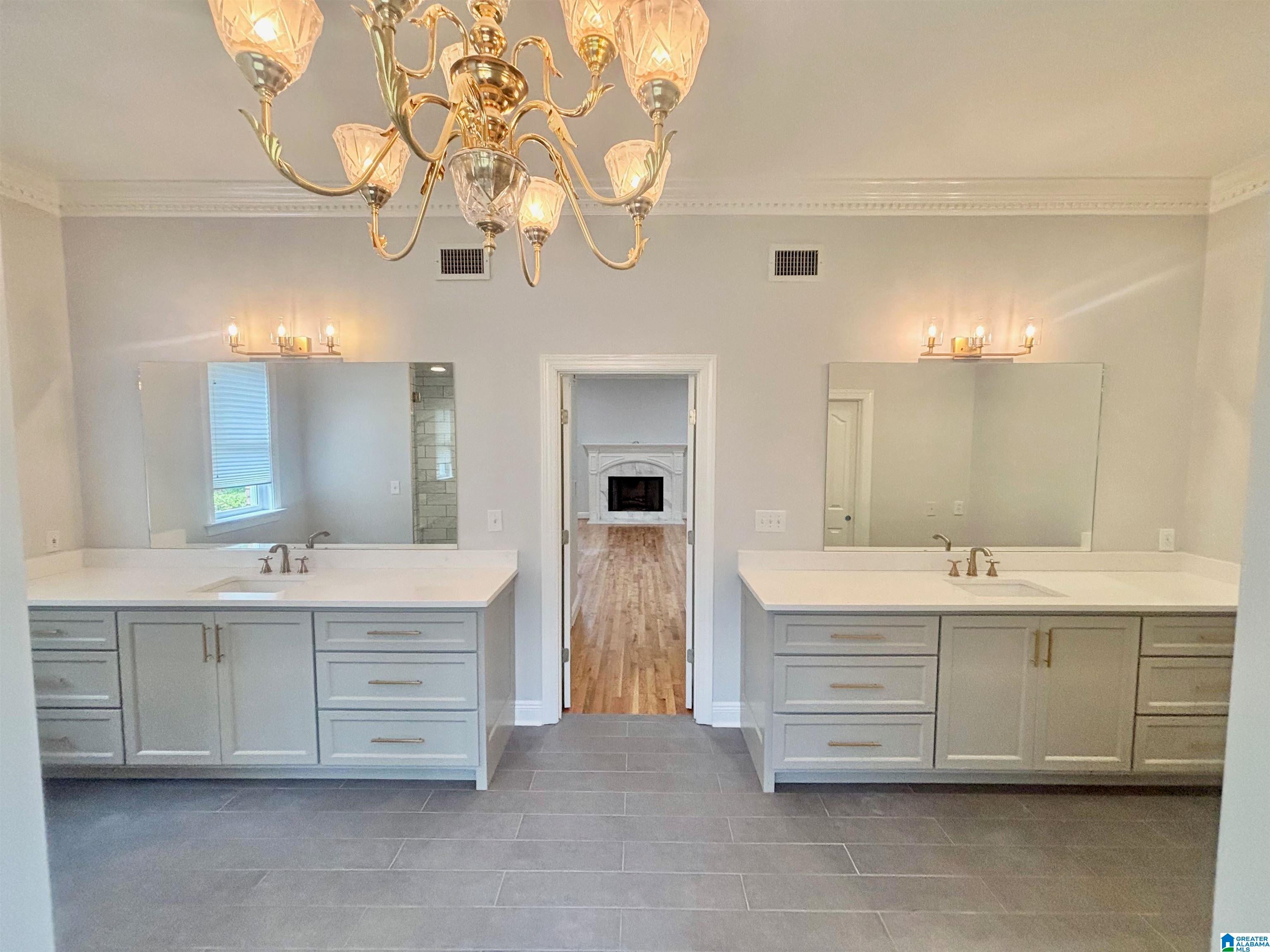Birmingham, Alabama, 35242, United States, 5 Bedrooms Bedrooms, ,5 BathroomsBathrooms,Residential,Active,1852725