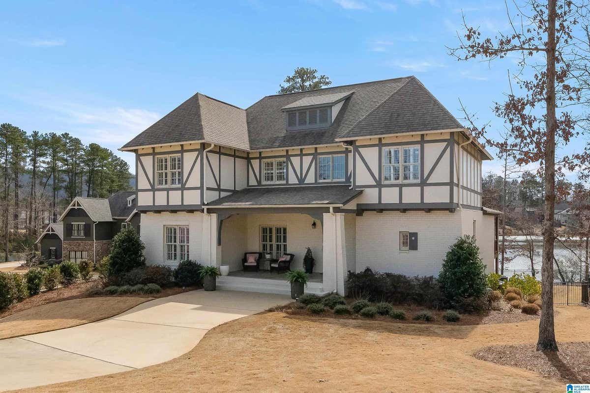 2520 SCARLET Ln  