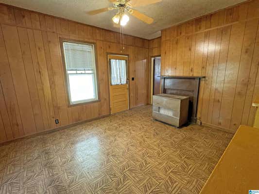 210 E SPRING ST, SYLACAUGA, AL 35150, photo 4 of 8