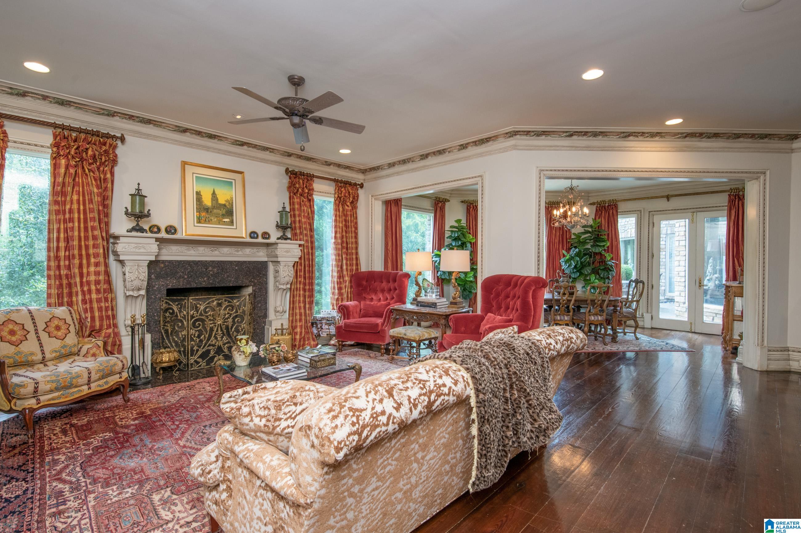 Hoover, Alabama, 35242, United States, 6 Bedrooms Bedrooms, ,8 BathroomsBathrooms,Residential,Active,1711519