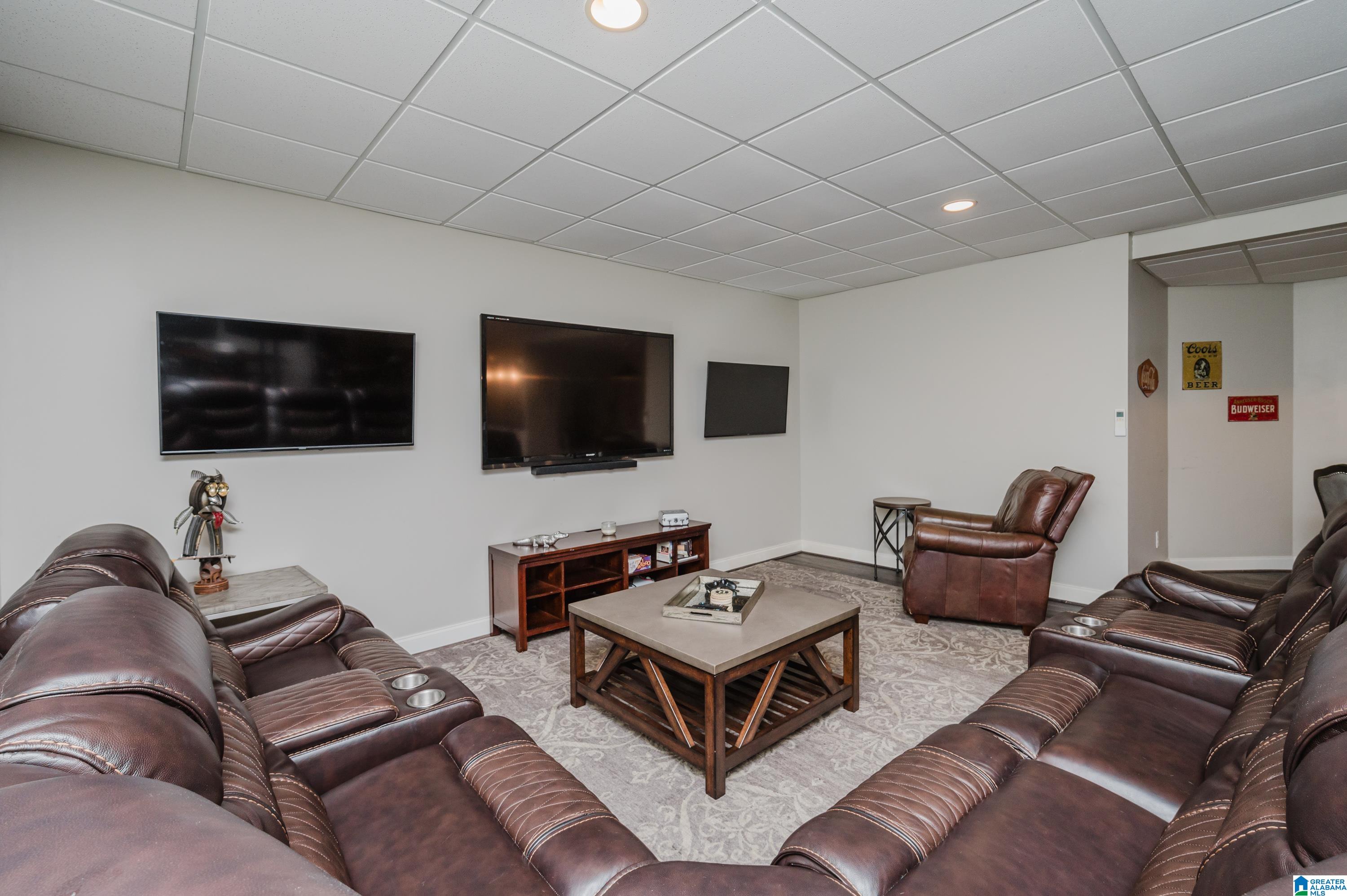 Hoover, Alabama, 35242, United States, 5 Bedrooms Bedrooms, ,5 BathroomsBathrooms,Residential,Active,2007294