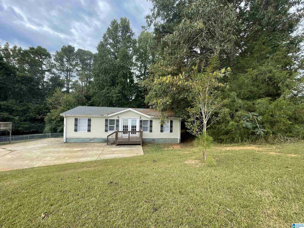 550 ARKADELPHIA RD, WARRIOR, AL 35180, photo 1 of 17