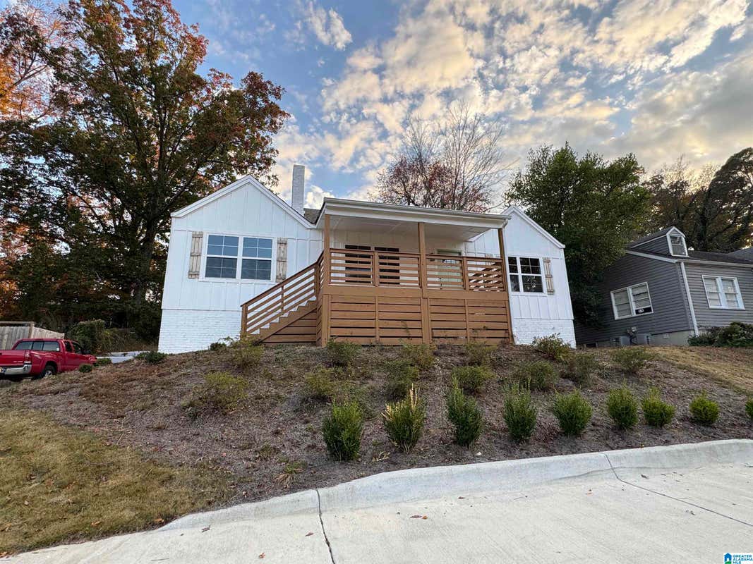 1807 MAYFAIR Dr